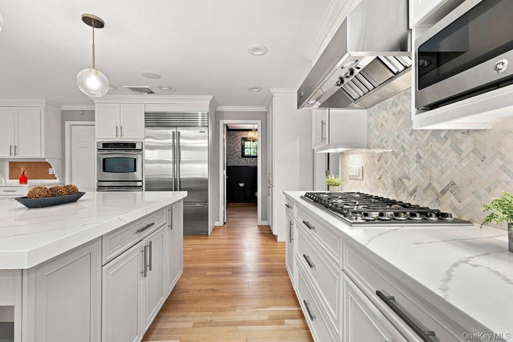 Photo 7 of this property