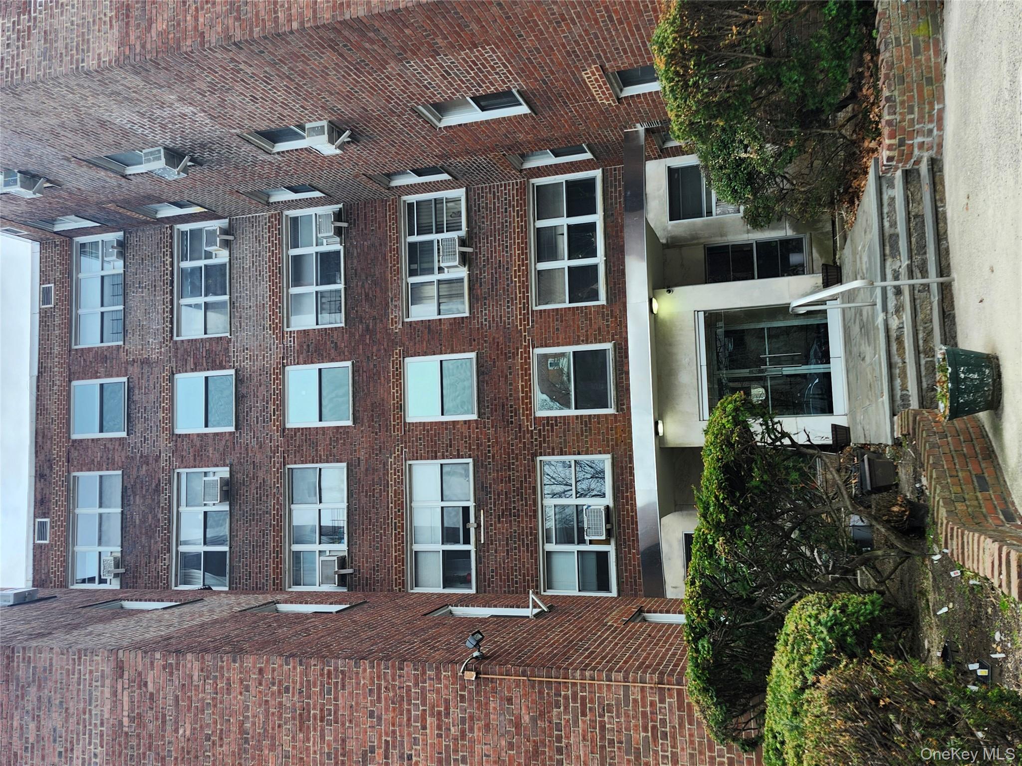 Welcome to Bronxville! The apartment has 2 bedrooms and 1.5 bathrooms....