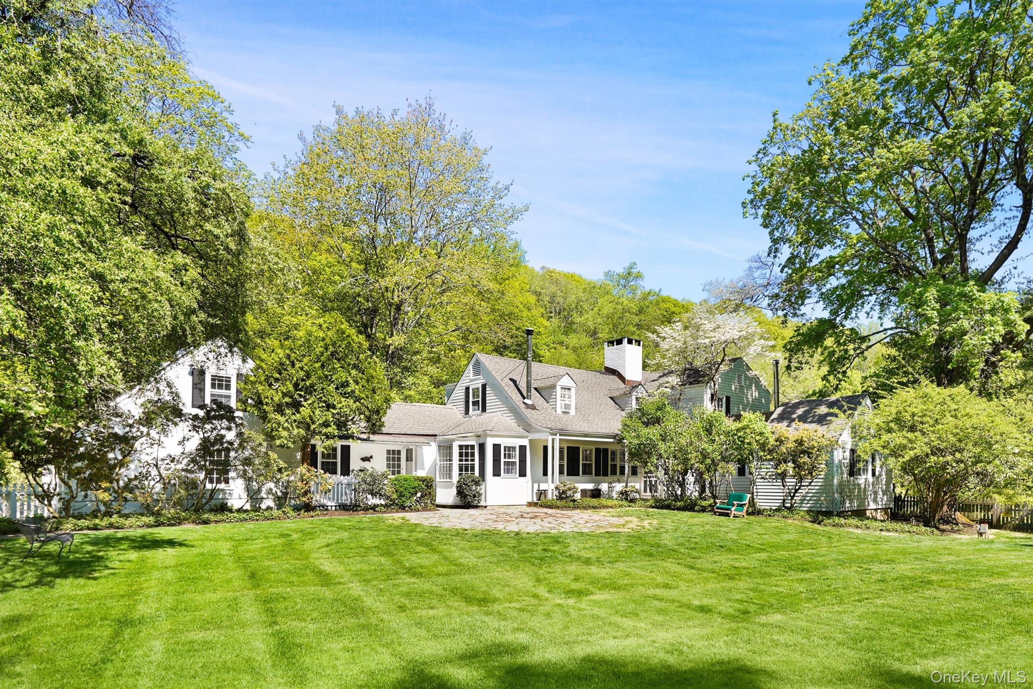 MIANUS FARM. First time listed in over 60 years! 1920’s Bedford Estate...
