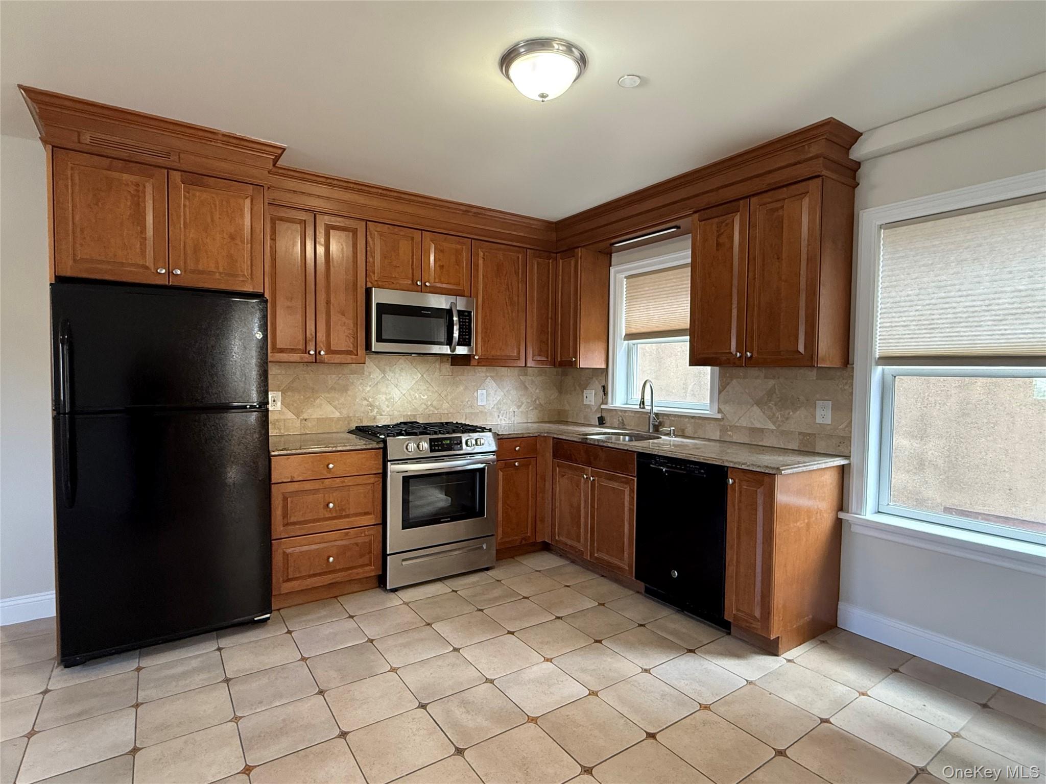 Come see this bright, stylish 3BR/2BA Apartment in downtown Ossining!...