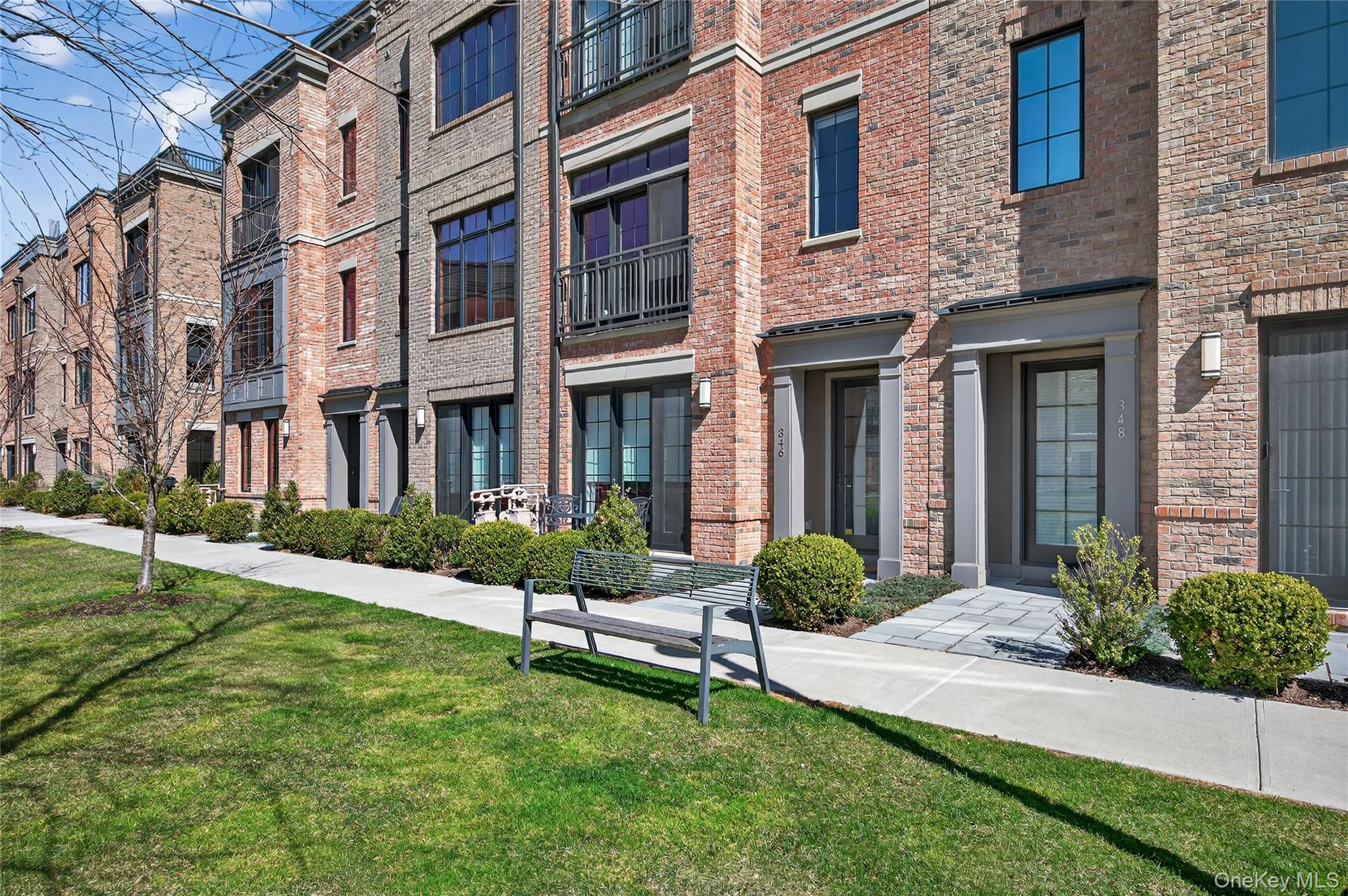 Step into luxury brownstone living at Edge-on-the-Hudson. This stunnin...