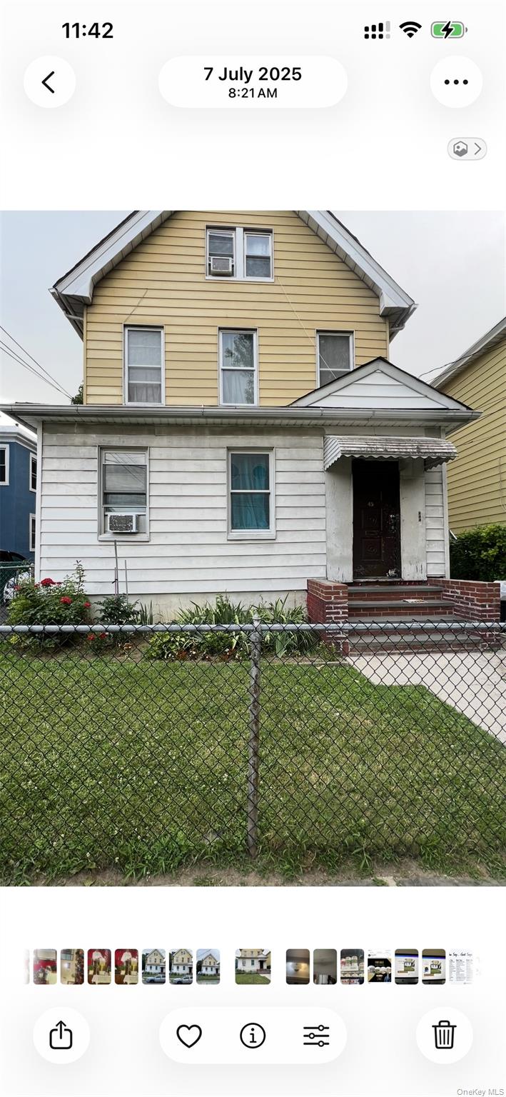 3 Family located in Noth side of Mt Vernon, Property features 3 two be...