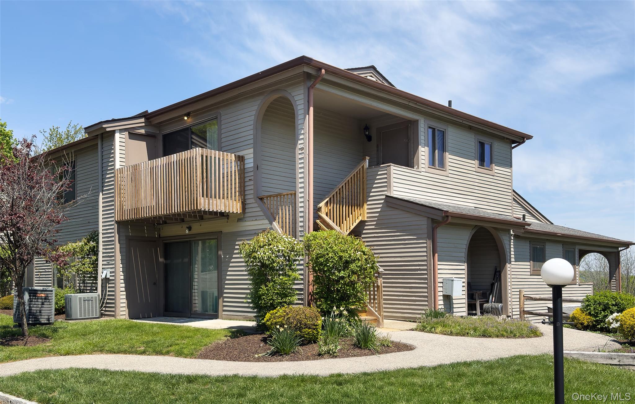 Welcome to this charming 1-bedroom, 1-bathroom condominium at Scenic V...