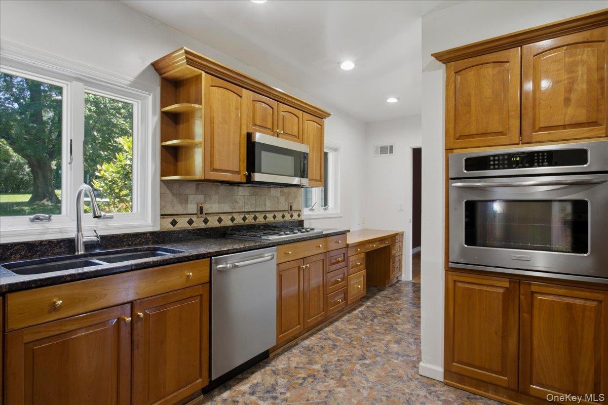 Photo 10 of this property