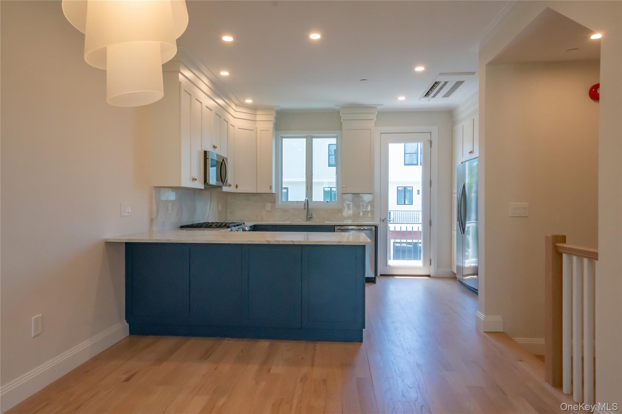 Photo 6 of this property