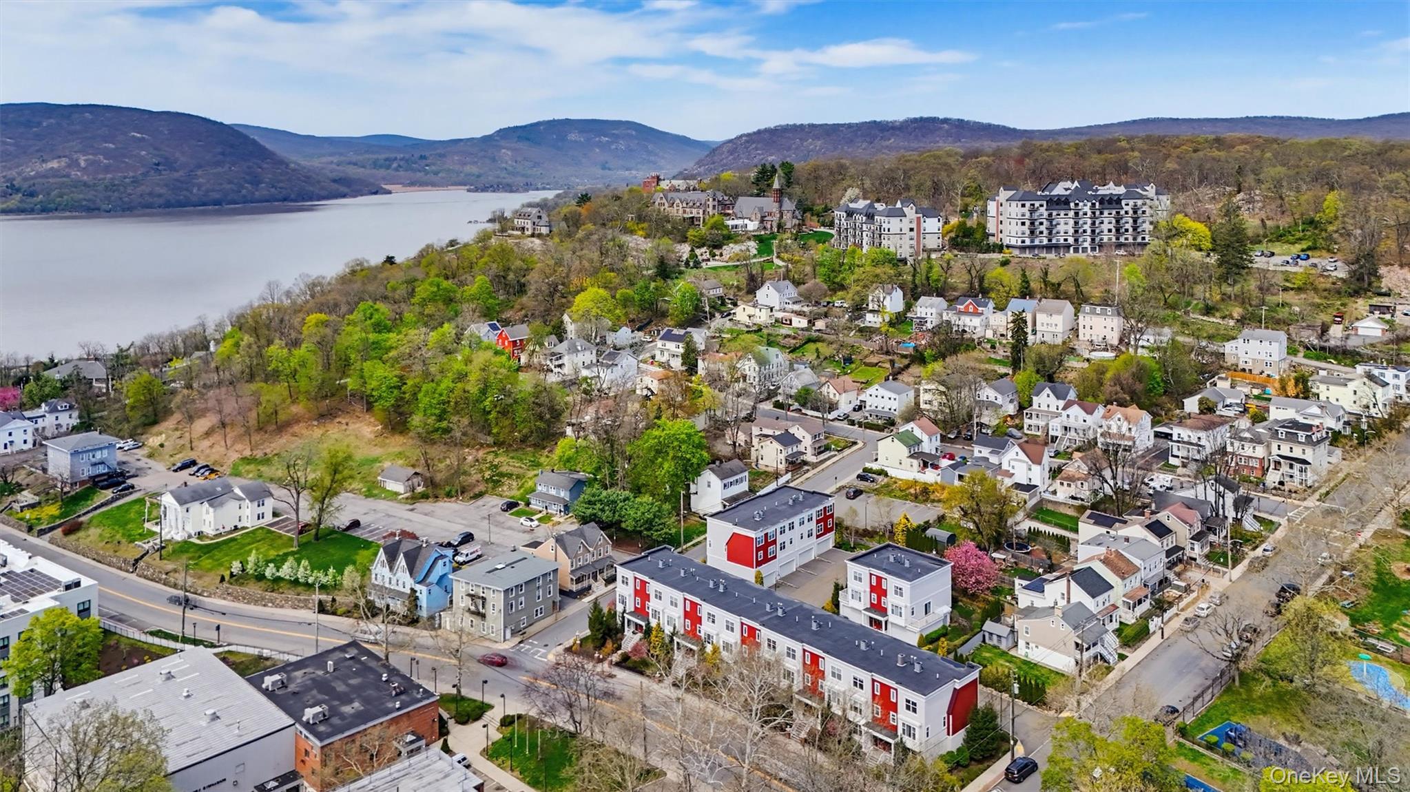 In the heart of Peekskill, this well-maintained townhouse offers 3 bed...