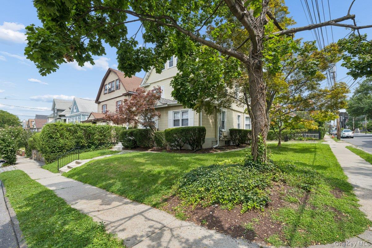 Photo 6 of this property