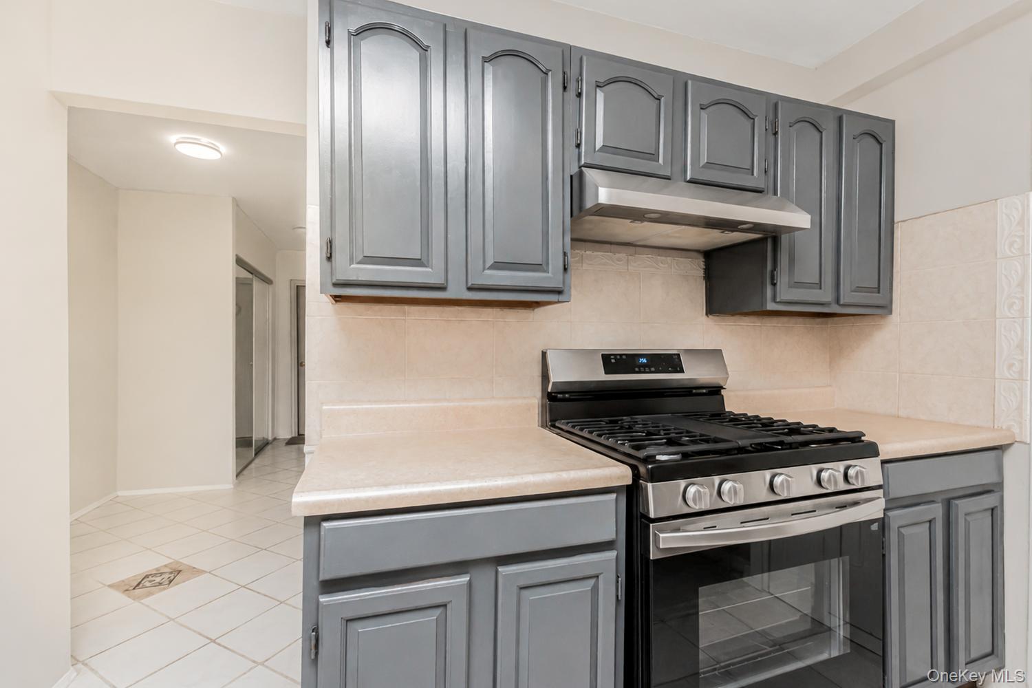 Photo 4 of this property