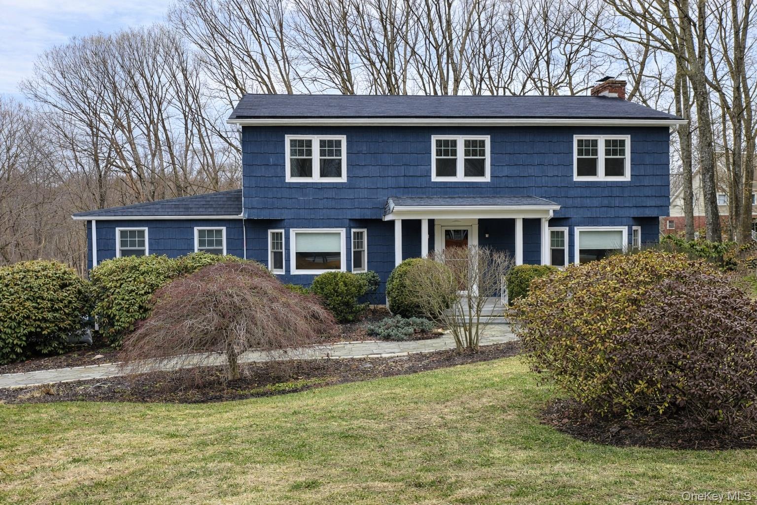 Welcome to this elegant and beautifully maintained Center Hall Colonia...