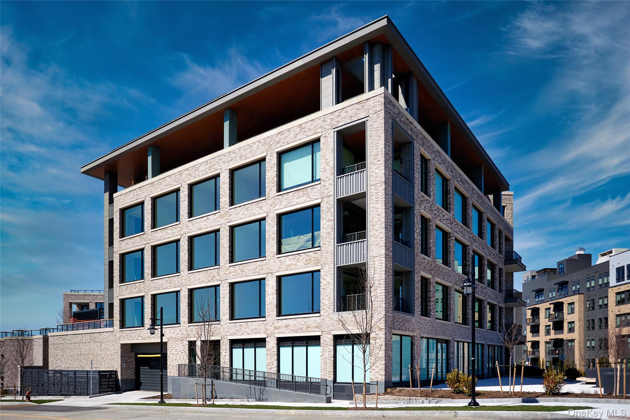 Welcome to The Daymark Condominium at Sleepy Hollow, a luxurious resid...