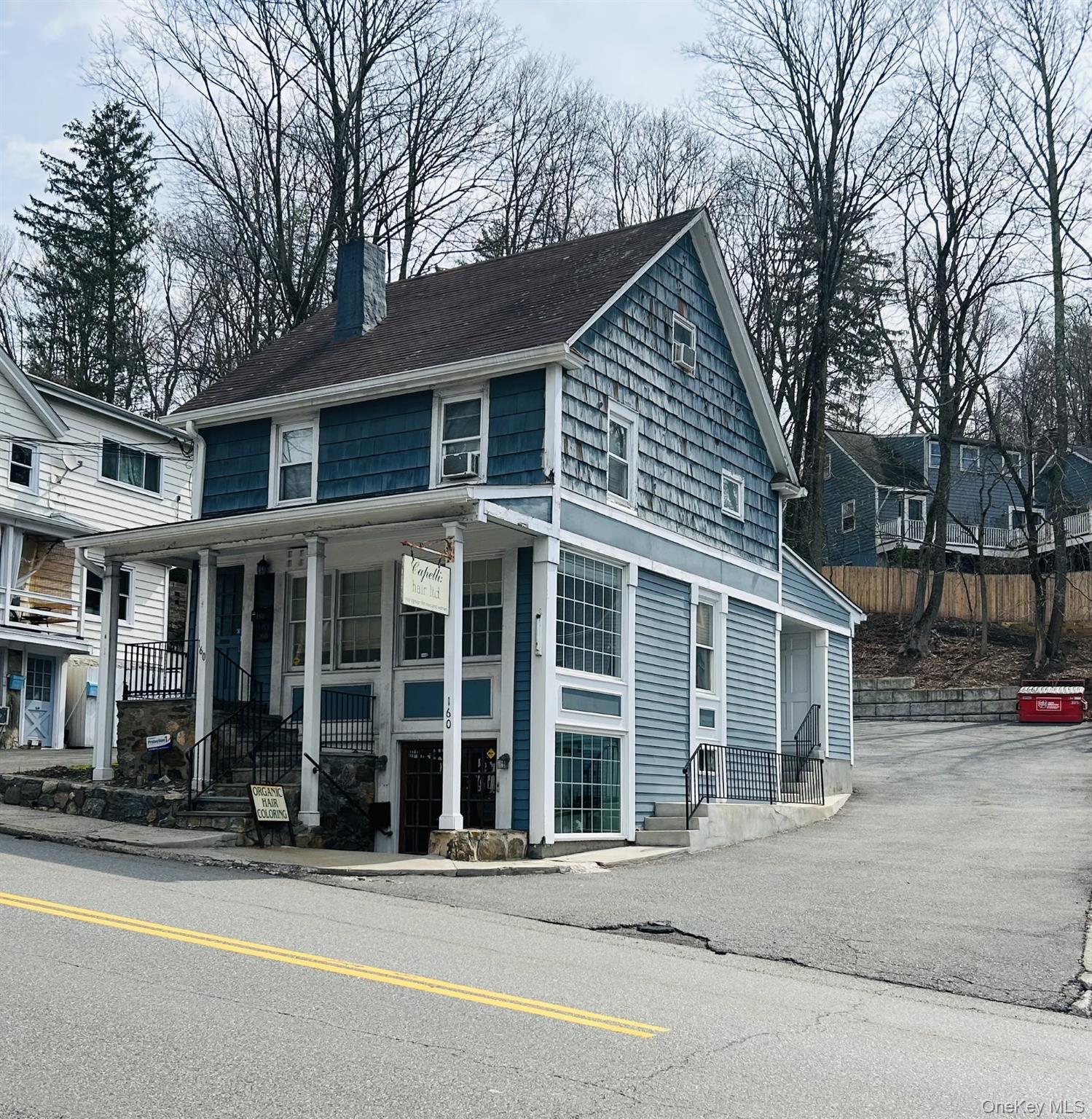 Boutique Prime Location: Steps from downtown Chappaqua's upscale shops...