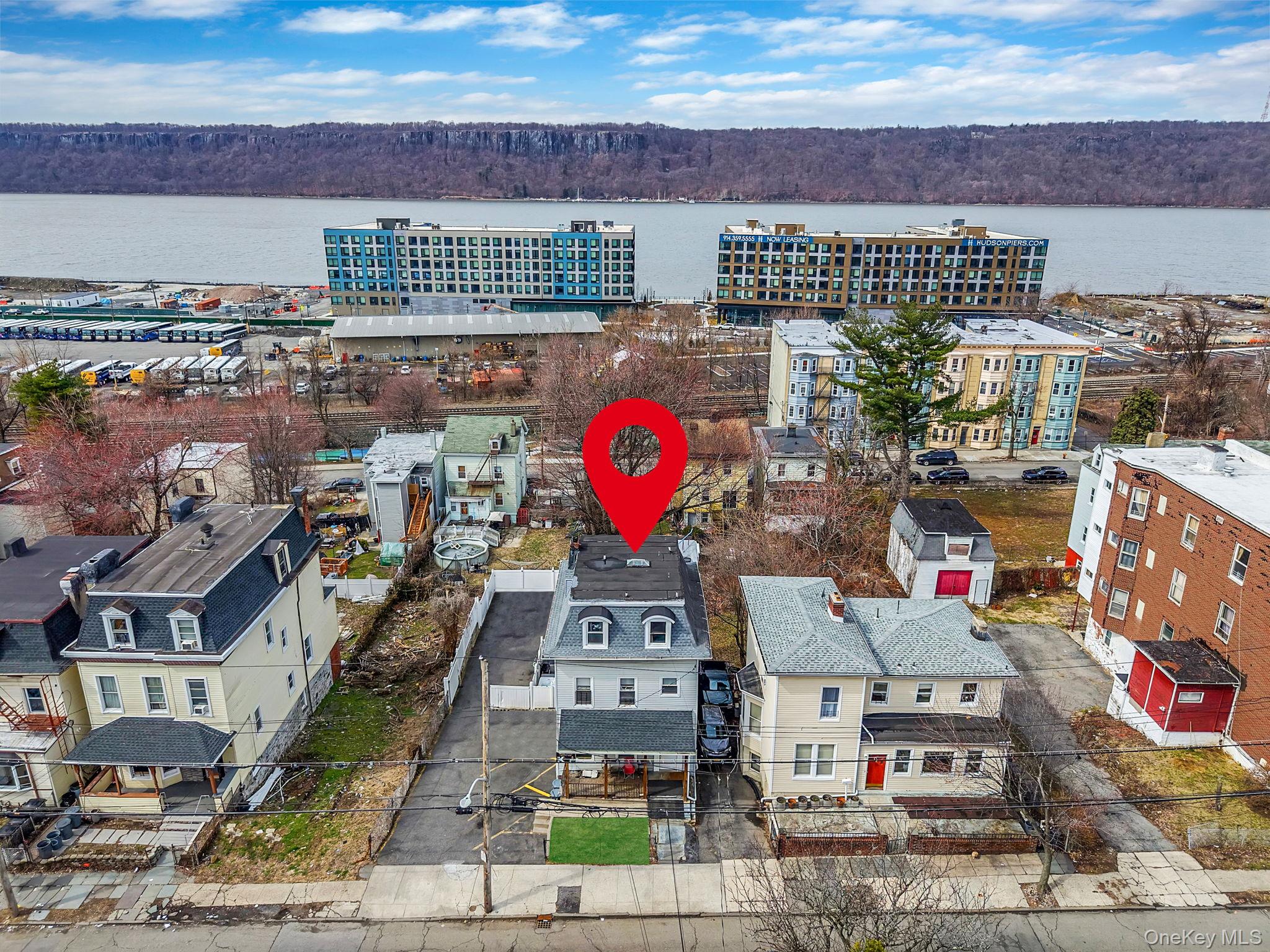 Rare opportunity to own a legal 4-family property in Yonkers with Huds...