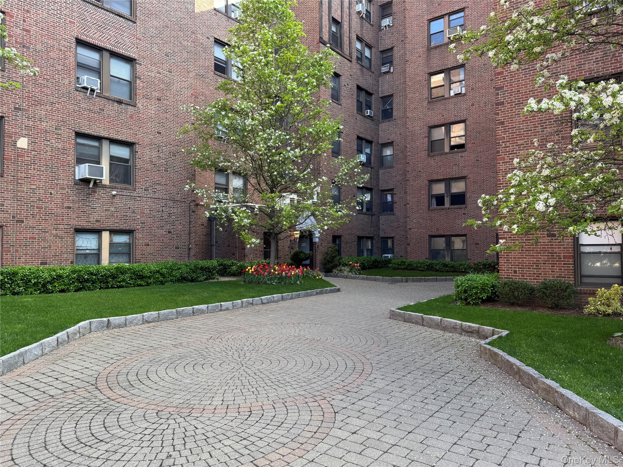 Photo 3 of this property