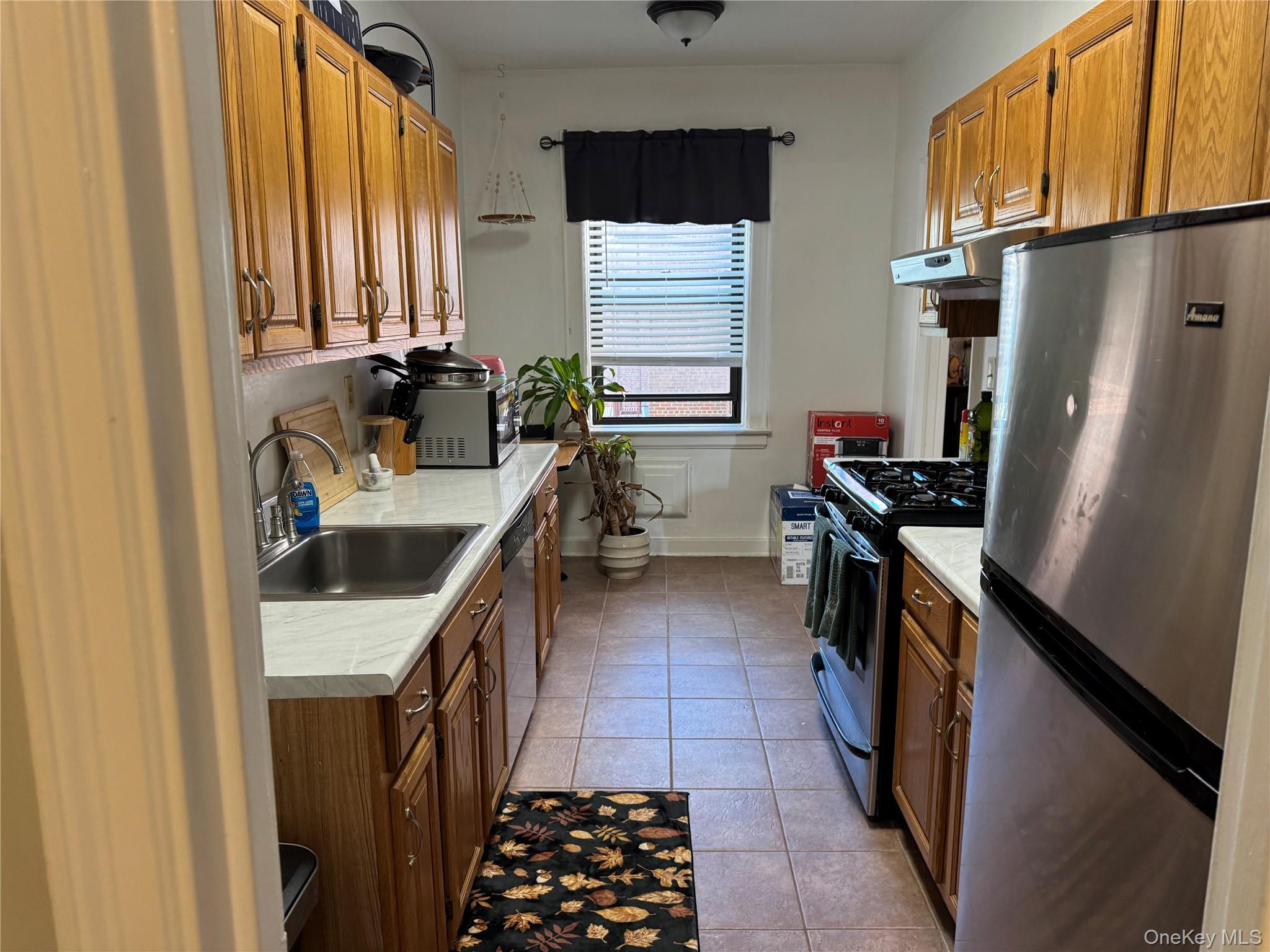 Photo 5 of this property