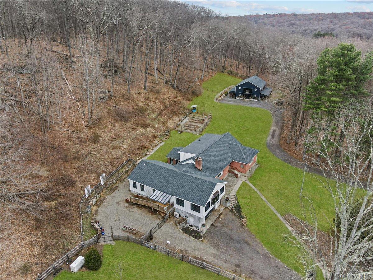 Welcome to 6 Annarock Drive, an equestrian dream property set on a pri...