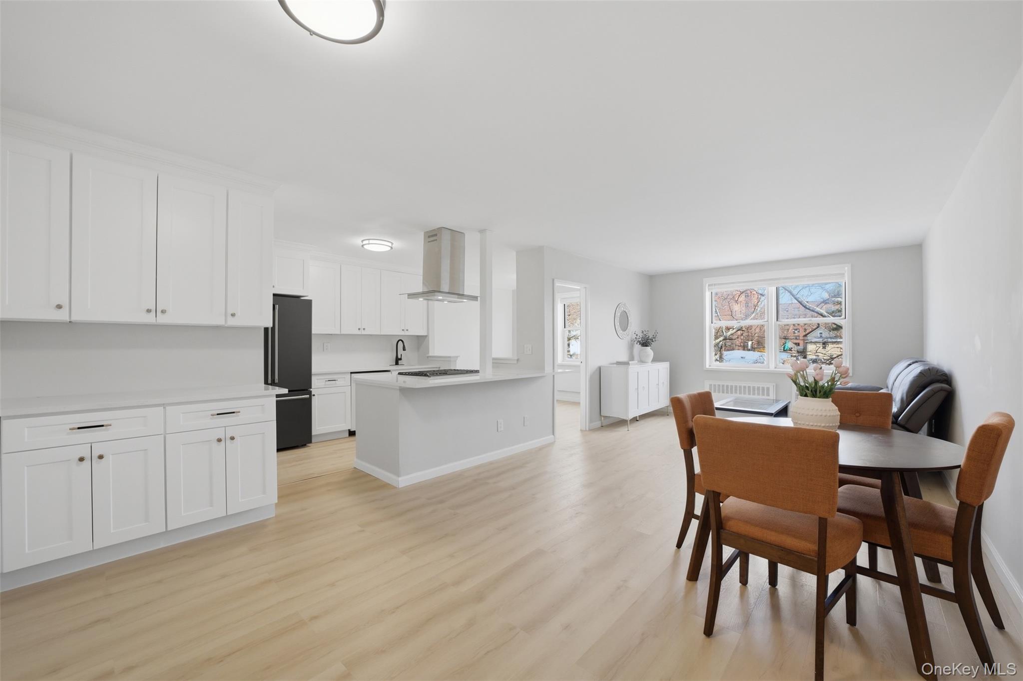 Welcome home to this beautifully and meticulously renovated Junior 4 i...