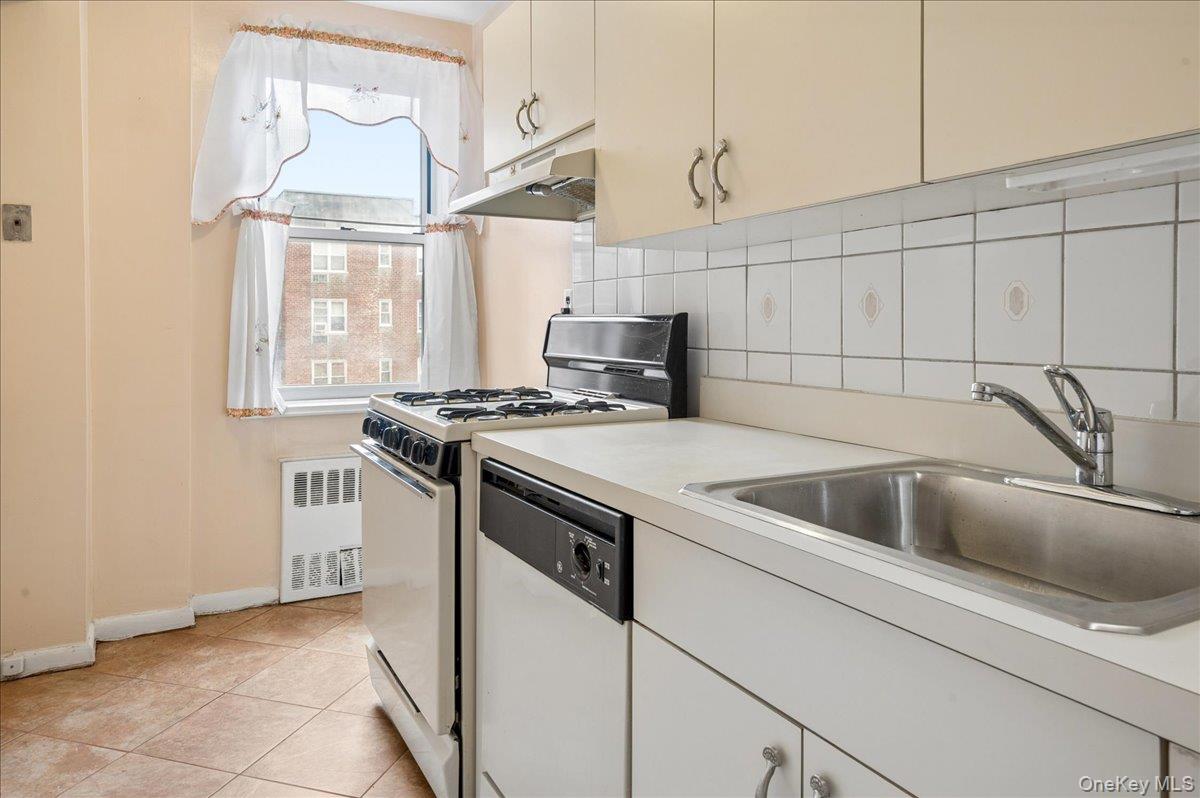 Photo 9 of this property