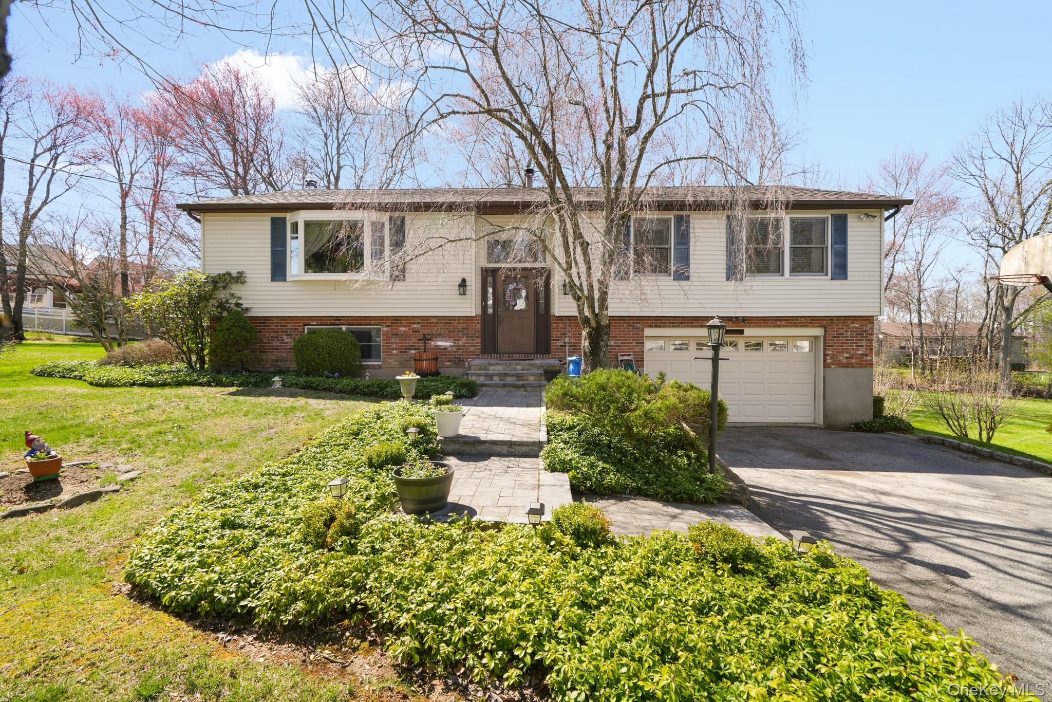 Welcome to 68 Meadow Sweet Rd, a beautifully maintained 3 bedroom, 2 b...