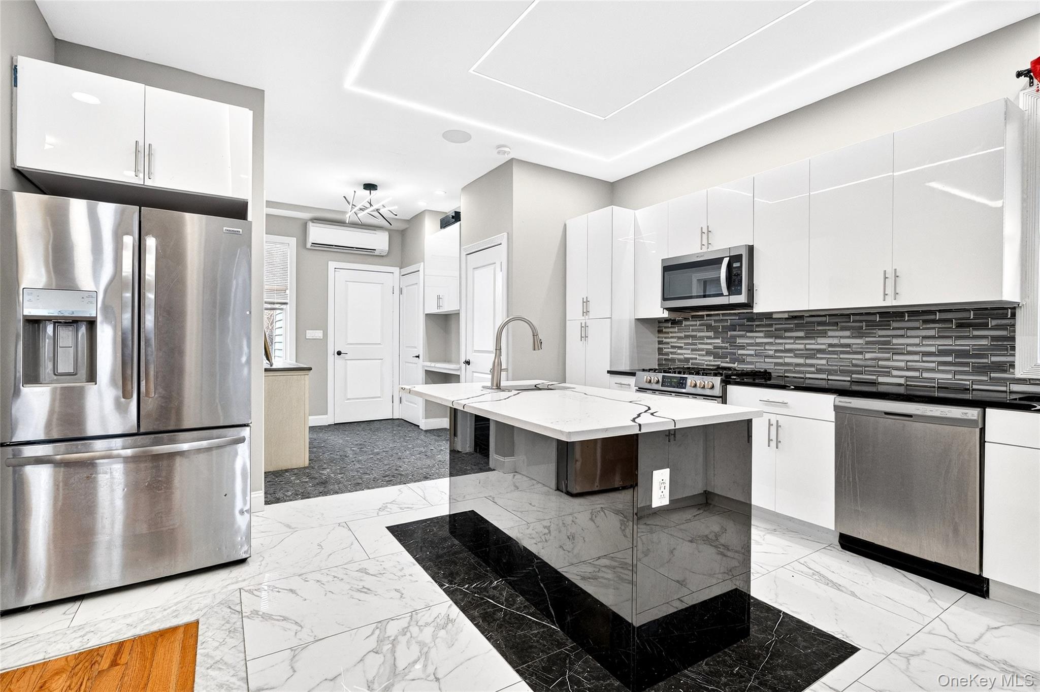Welcome to 240 S 10th Avenue, Mount Vernon — where modern finishes mee...