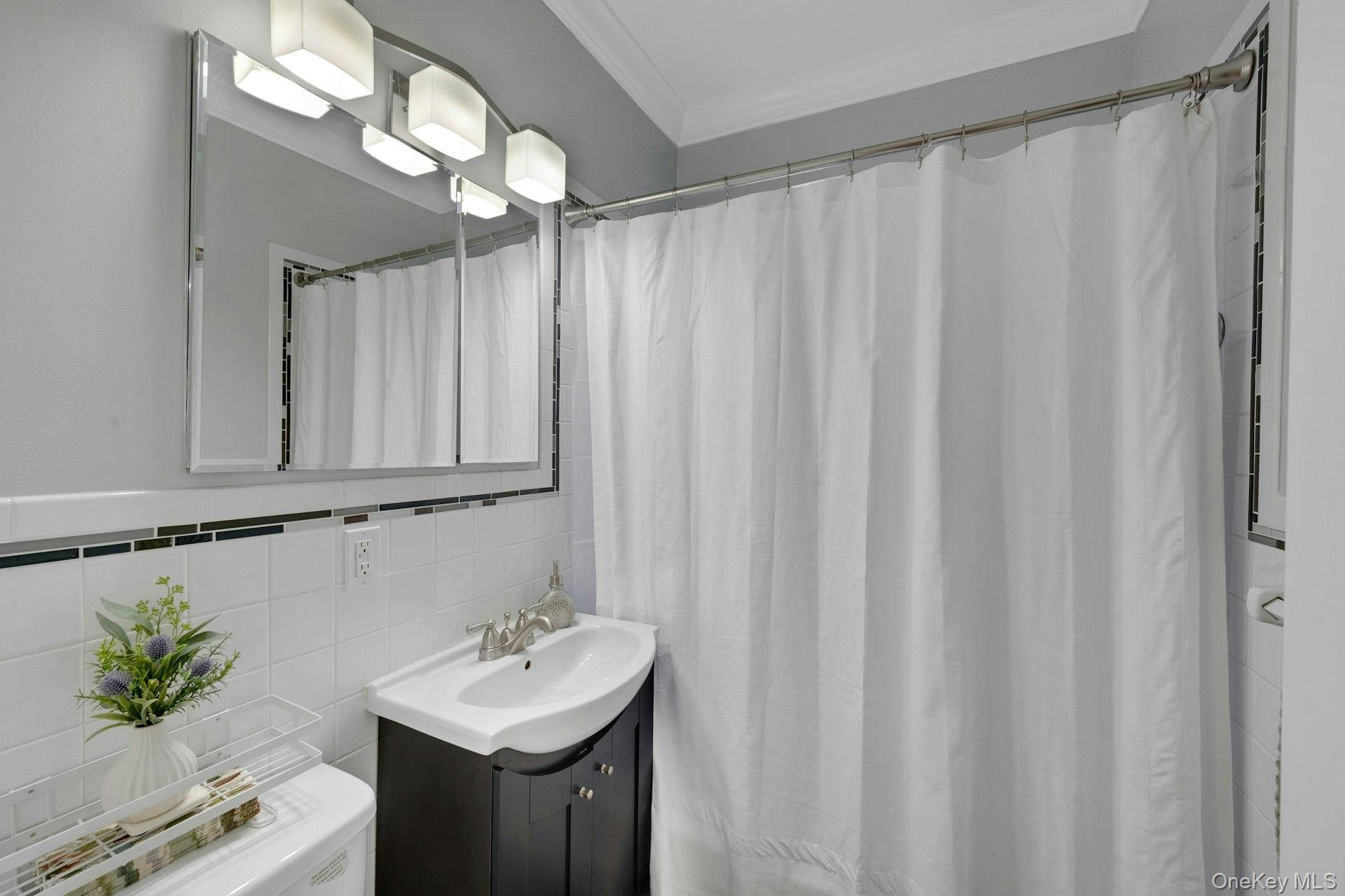 Photo 6 of this property