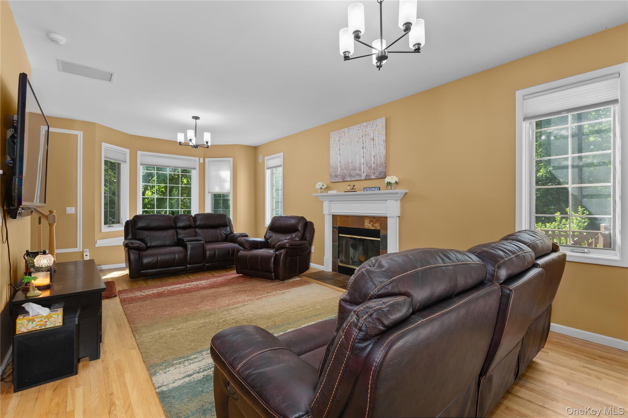 Photo 10 of this property
