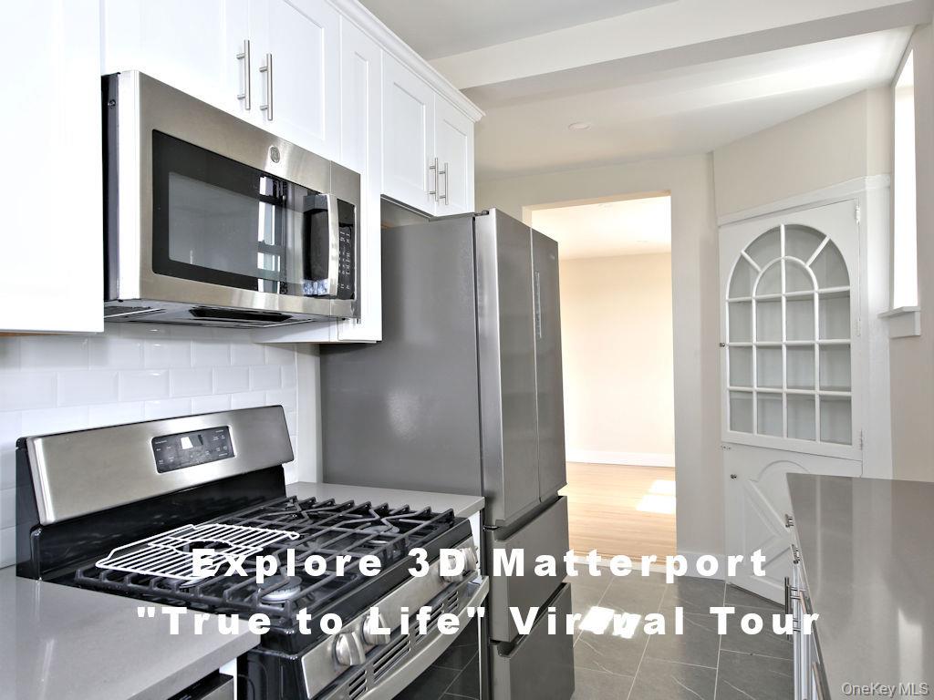 Top Floor Unit w/Fabulous views of LI Sound and NYC Skyline: High-end...