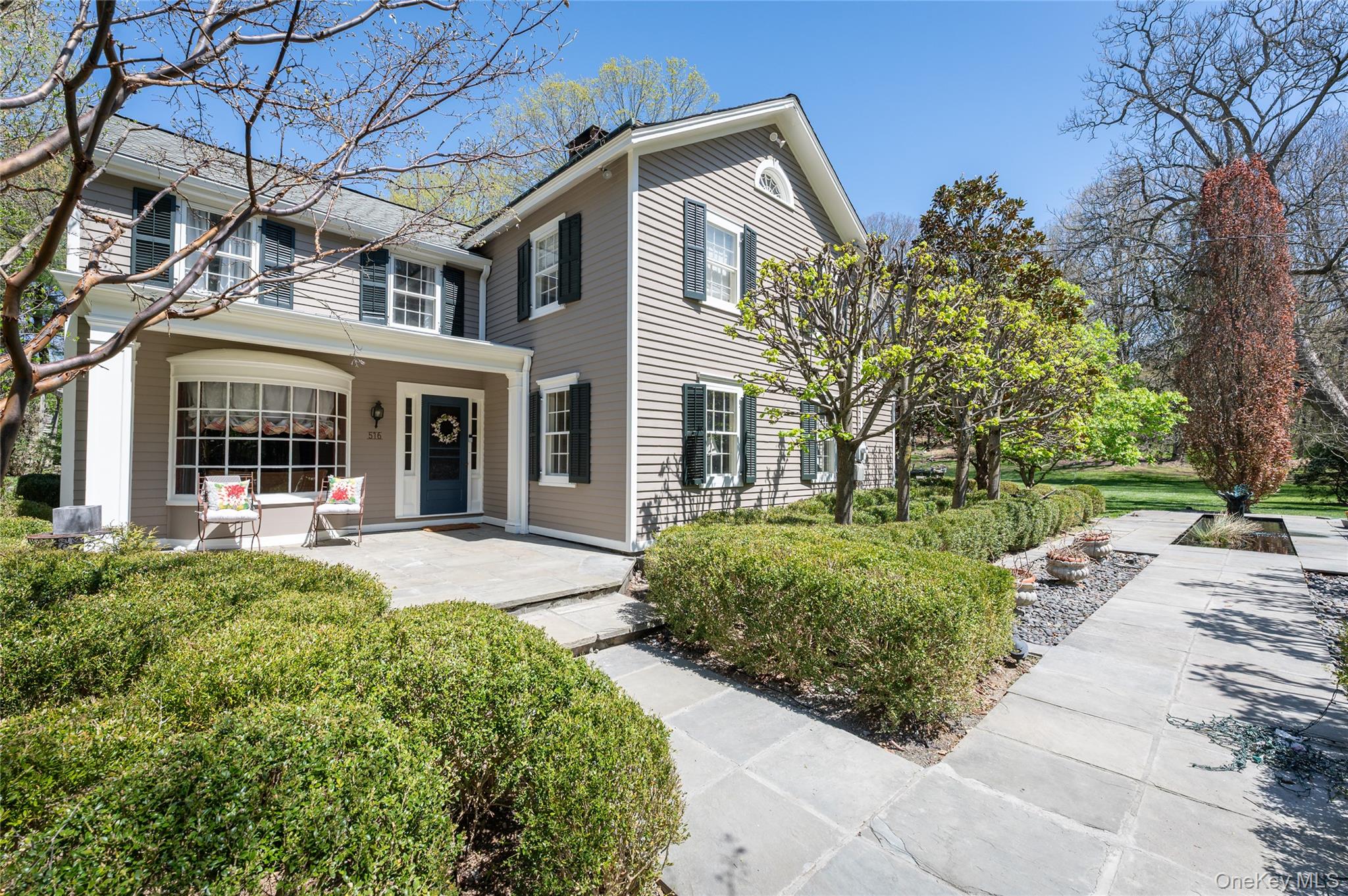 Circa 1800 Hiram Halle Colonial on 4 acres. Barn with party room upsta...