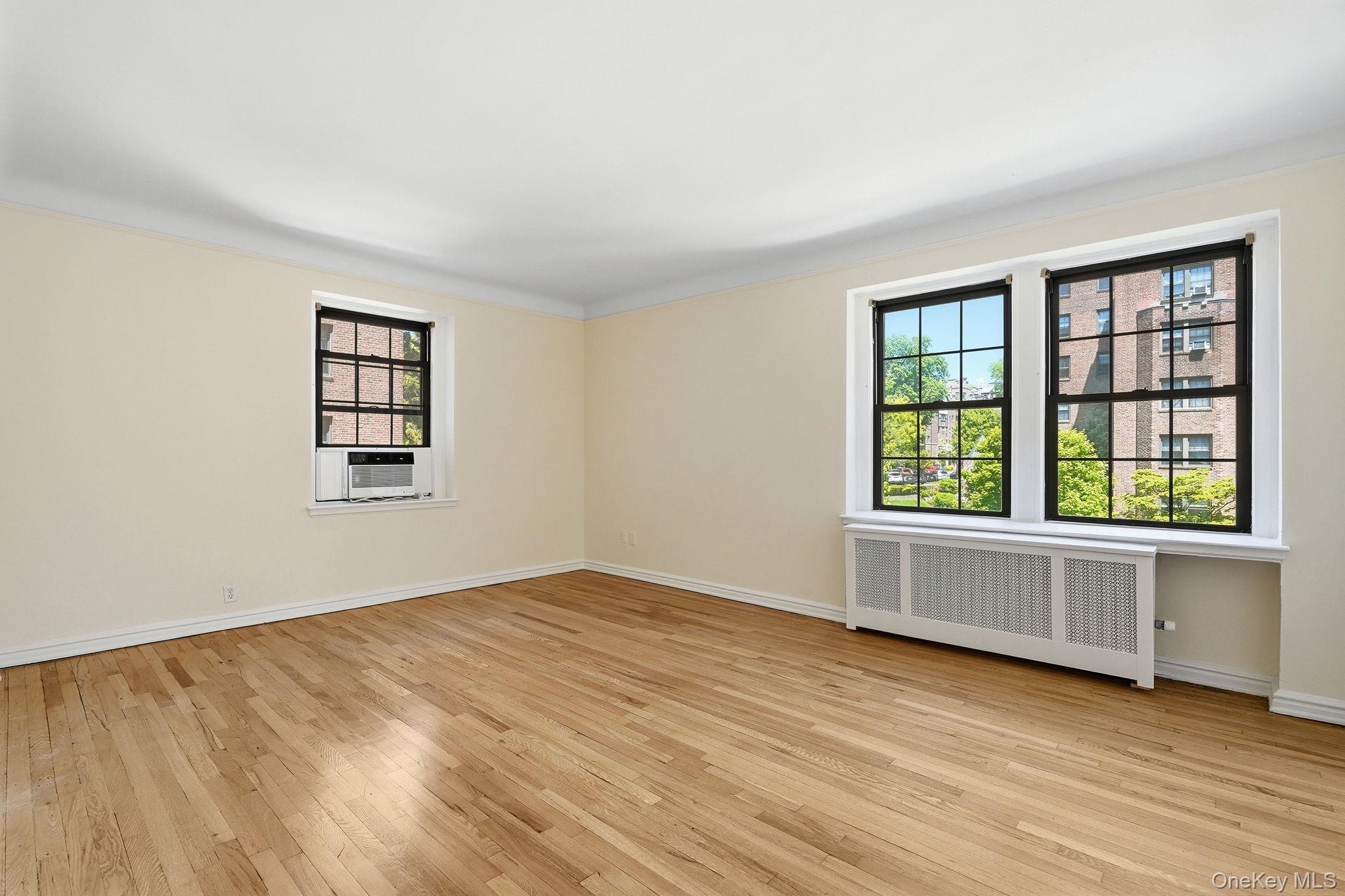 Photo 4 of this property