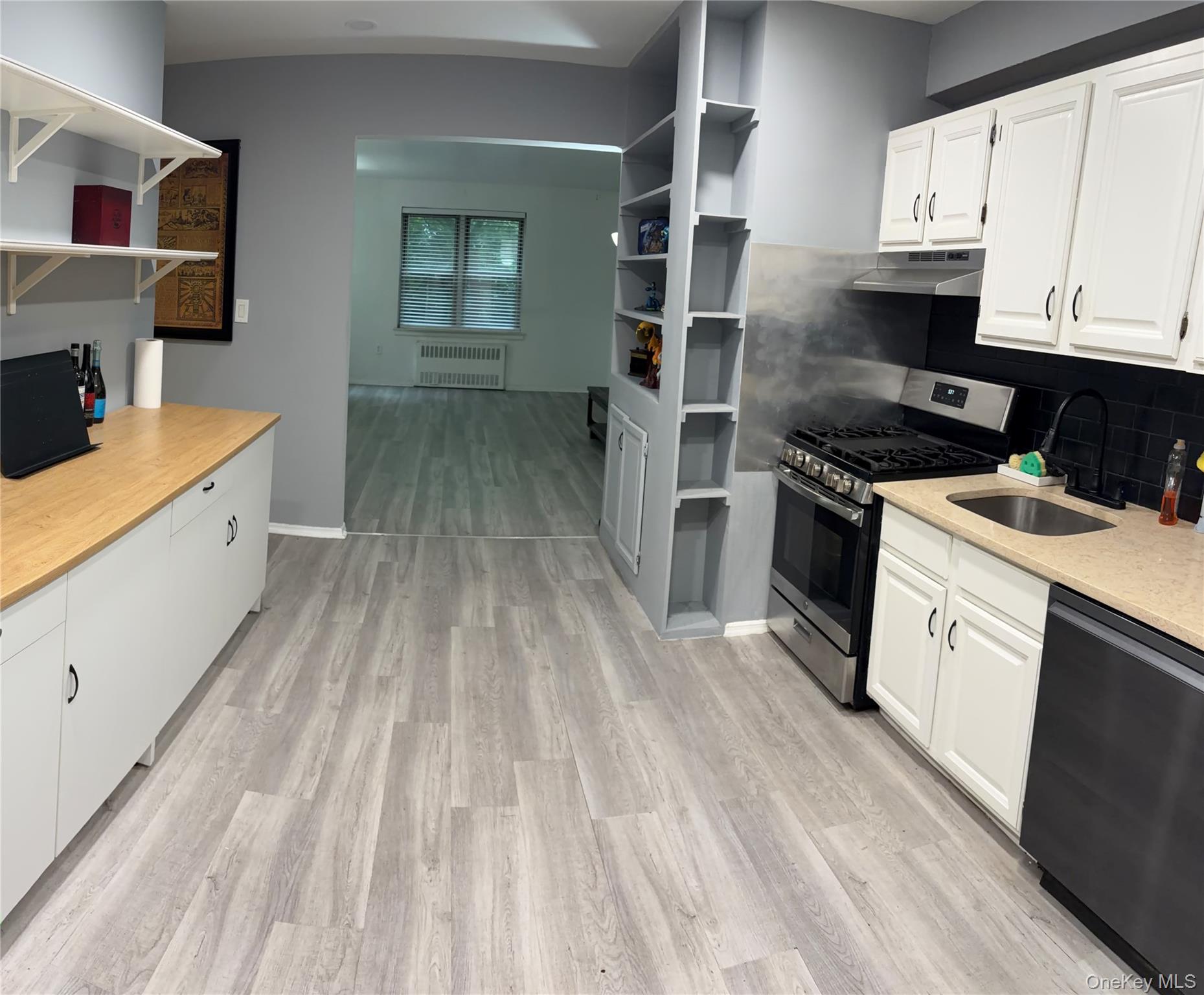 Welcome to 255 Bronx River Road—a well-located 1-bedroom, 1-bathroom r...