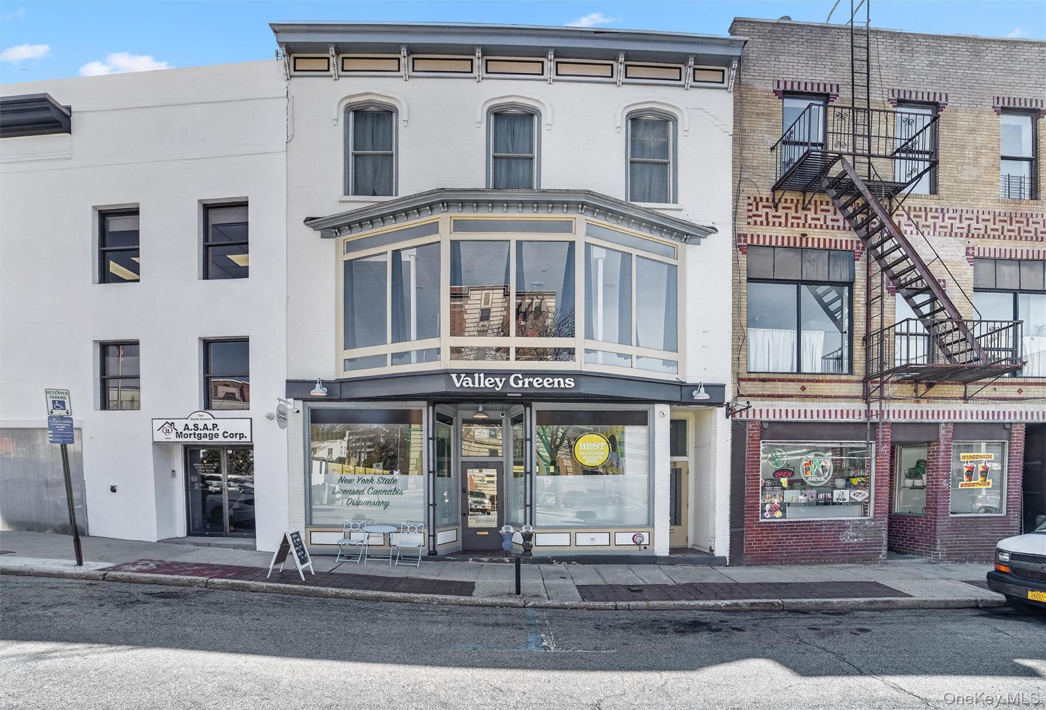 Fully leased mixed-use investment property located in the heart of Pee...