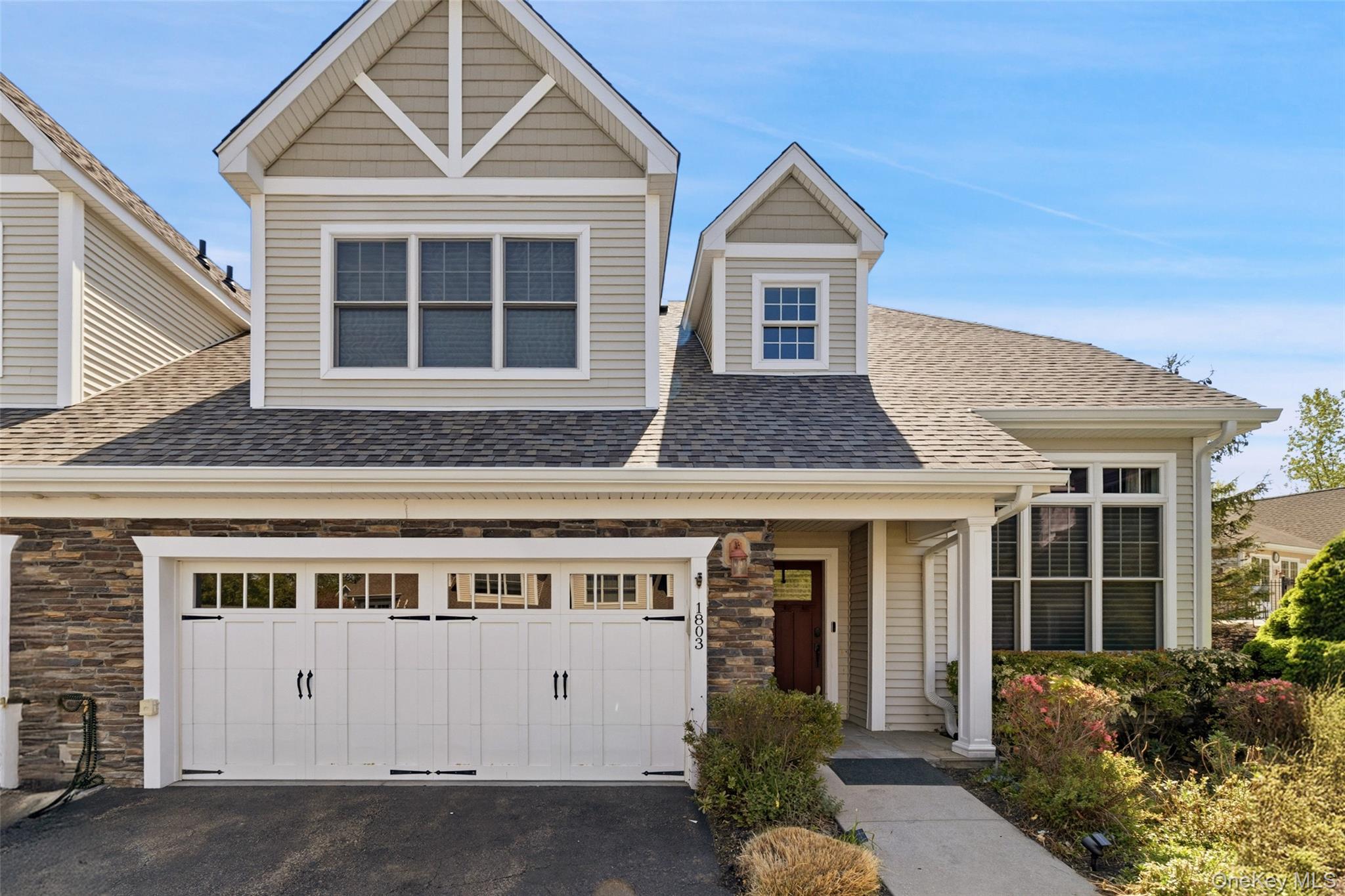 Welcome to Glassbury Court at Hunterbrook, northern Westchester's prem...