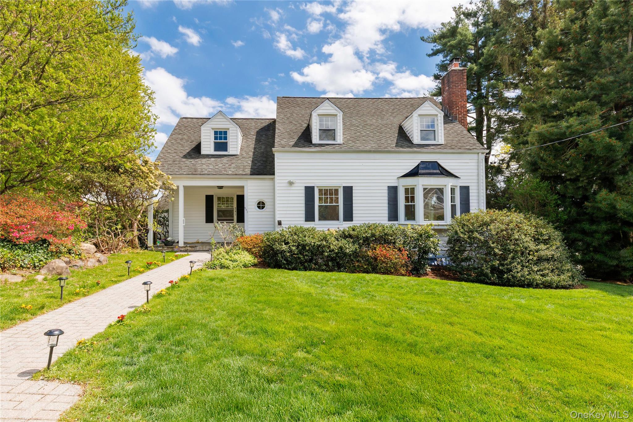 Delightful, move-in ready, 4 bedroom, 2 full bath Colonial, quietly lo...