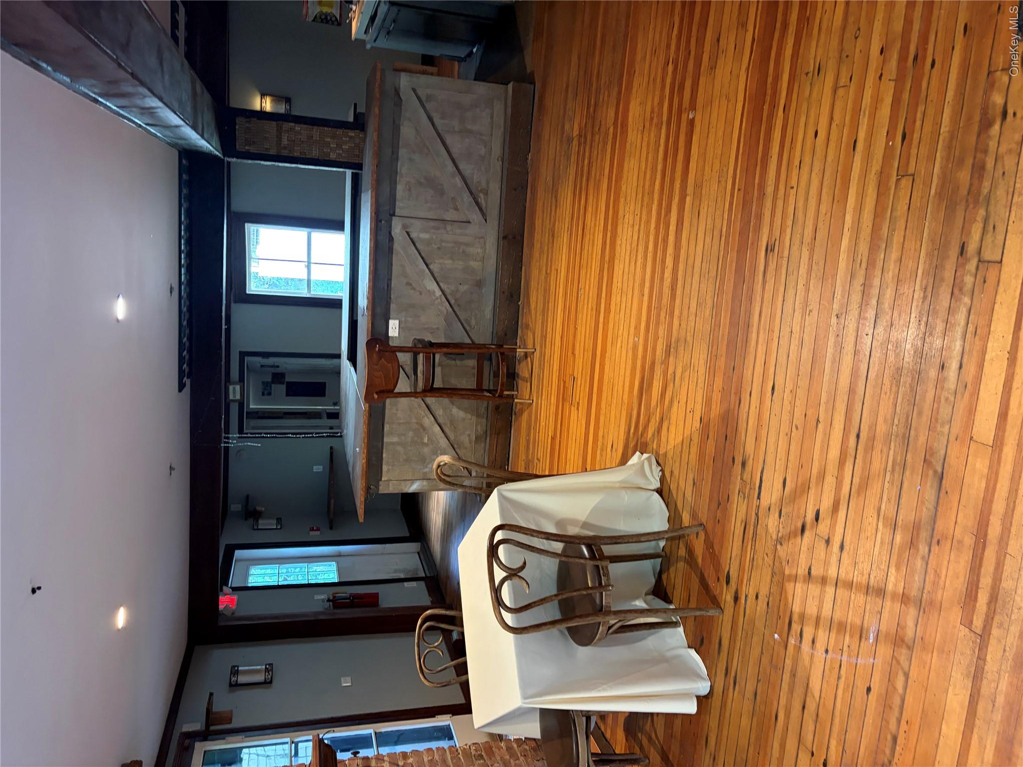 Photo 4 of this property