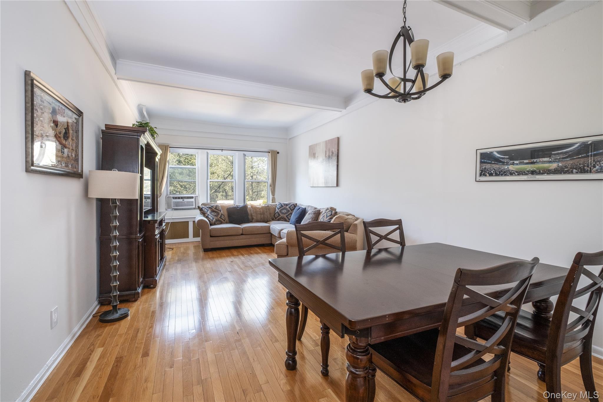 Nestled in the quant village of Pelham, this beautiful 1-bedroom with...