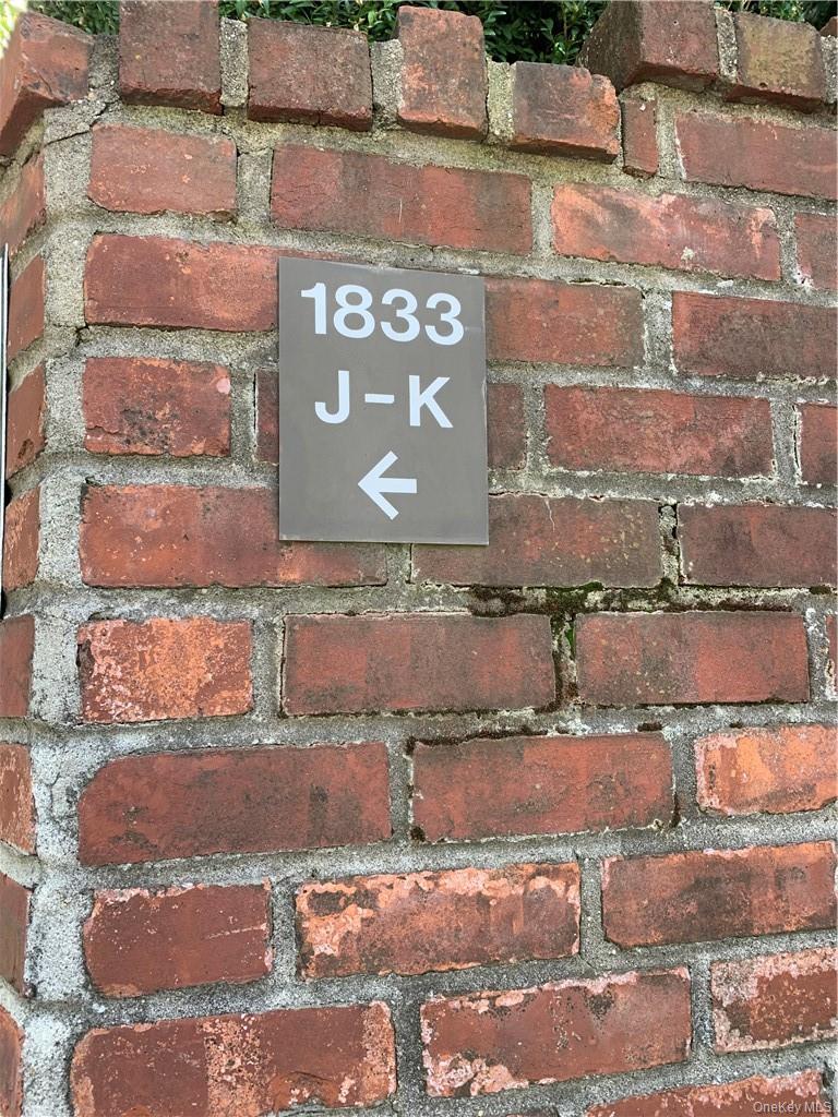 Renovated two bedroom SPONSOR UNIT (NO BOARD APPROVAL) vacant and read...