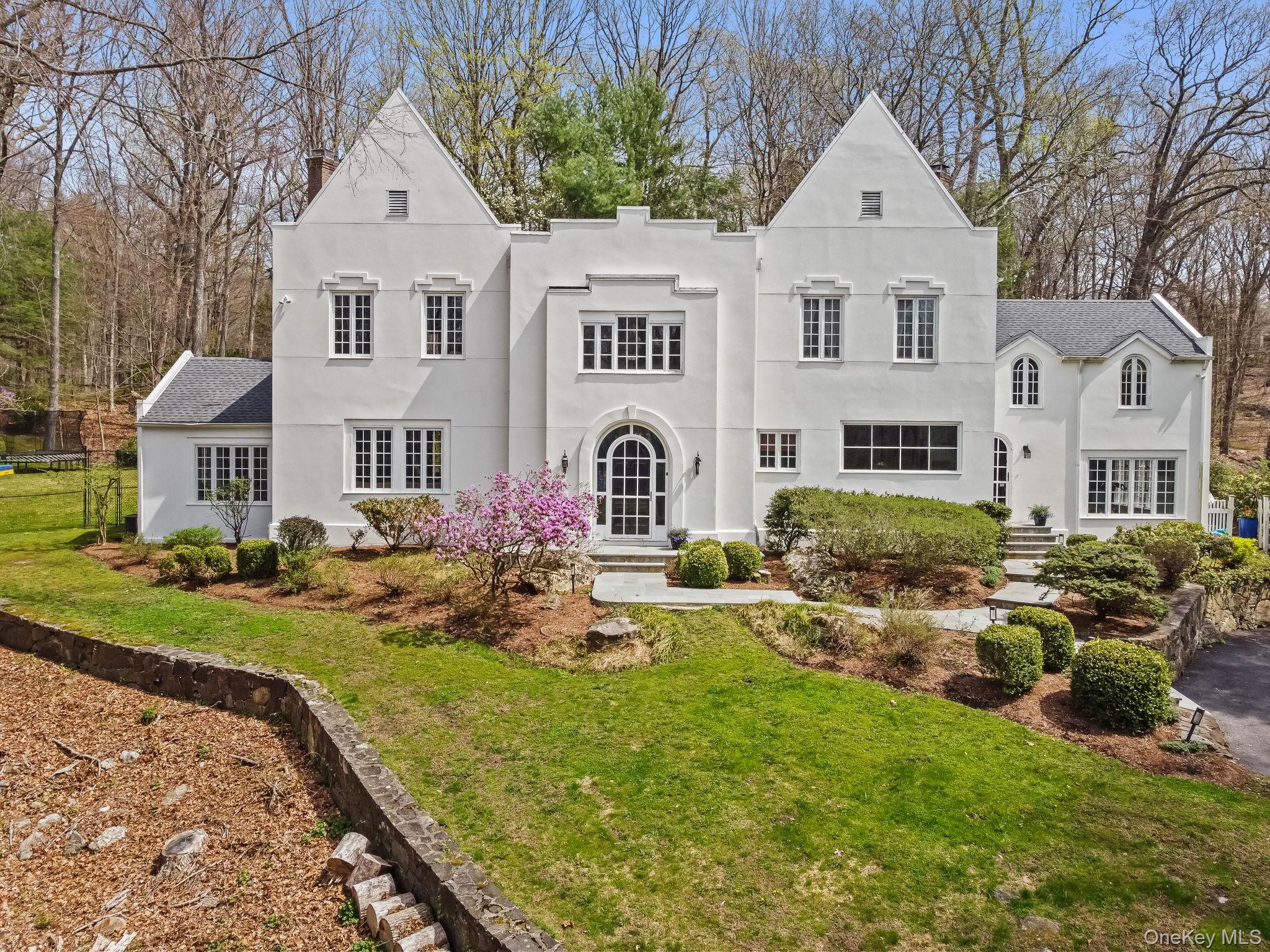 This beautifully appointed, grand and stylish Colonial seamlessly blen...