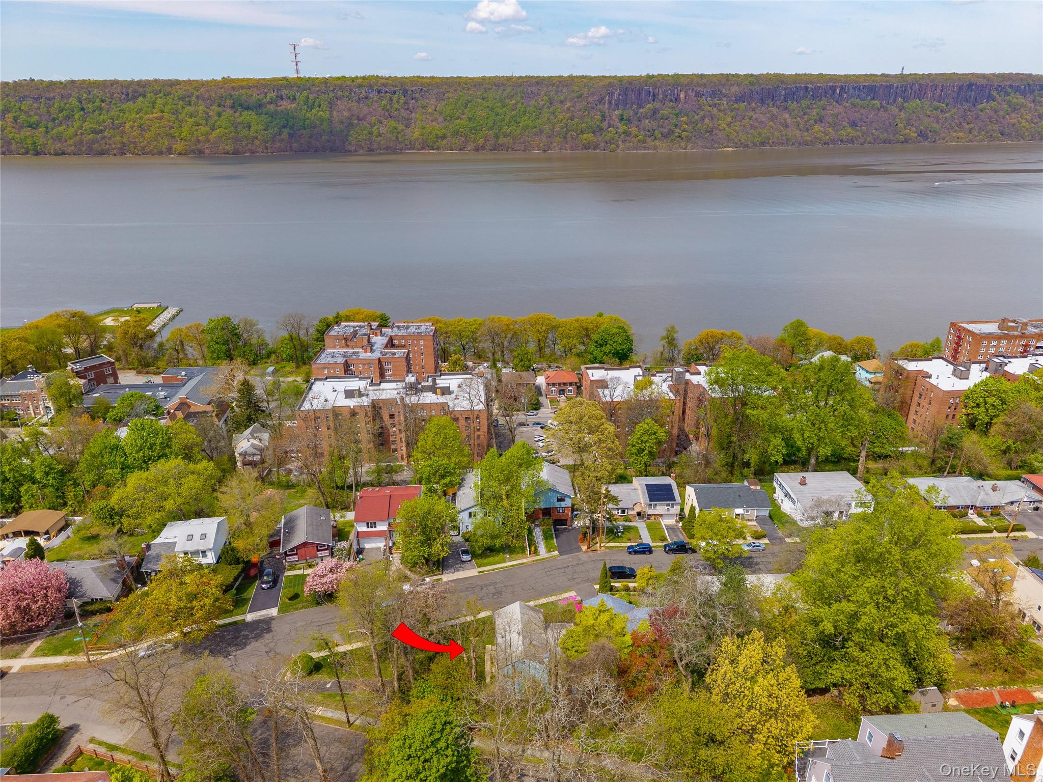 Welcome to this inviting home in Woodstock Manor, one of Yonker’s most...