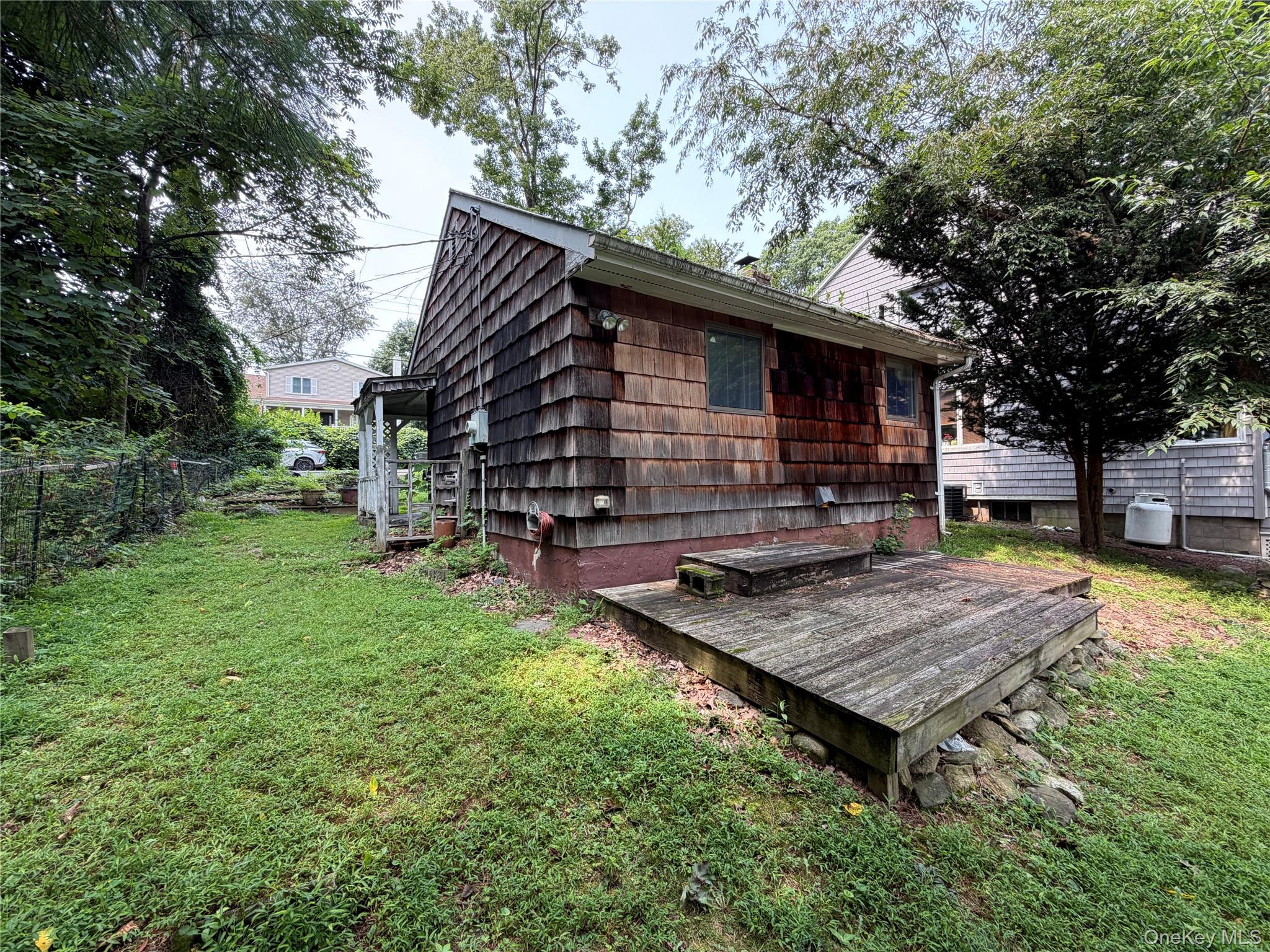 Photo 4 of this property