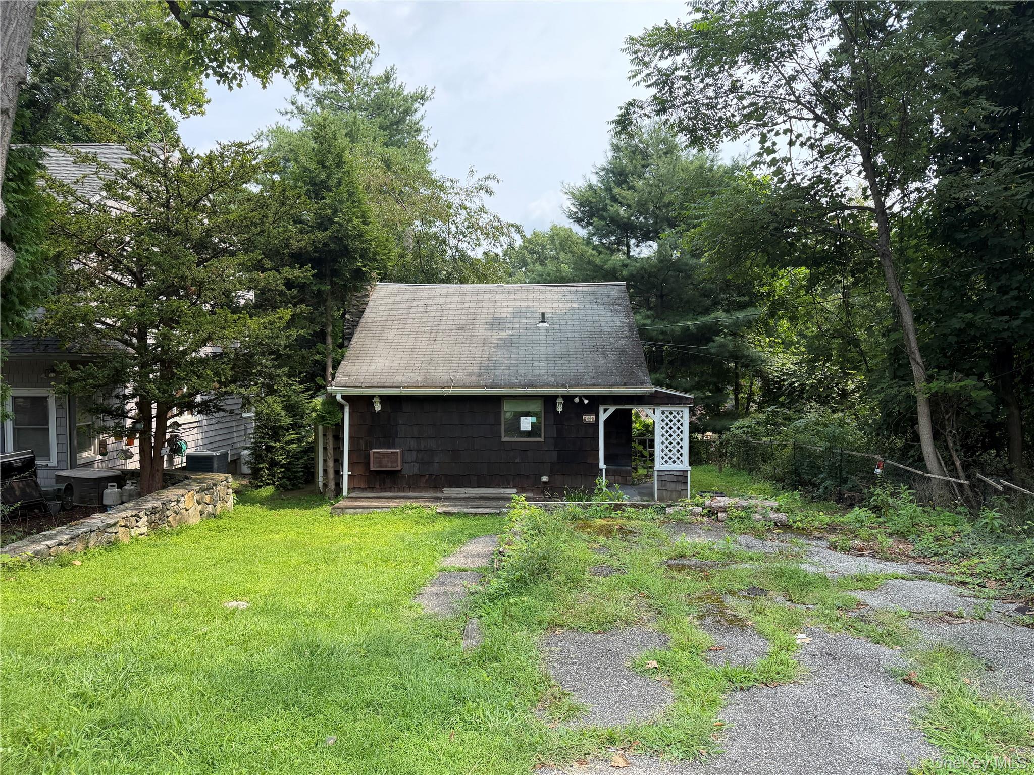 Wonderful opportunity located near Lake Shenorock, featuring a desirab...