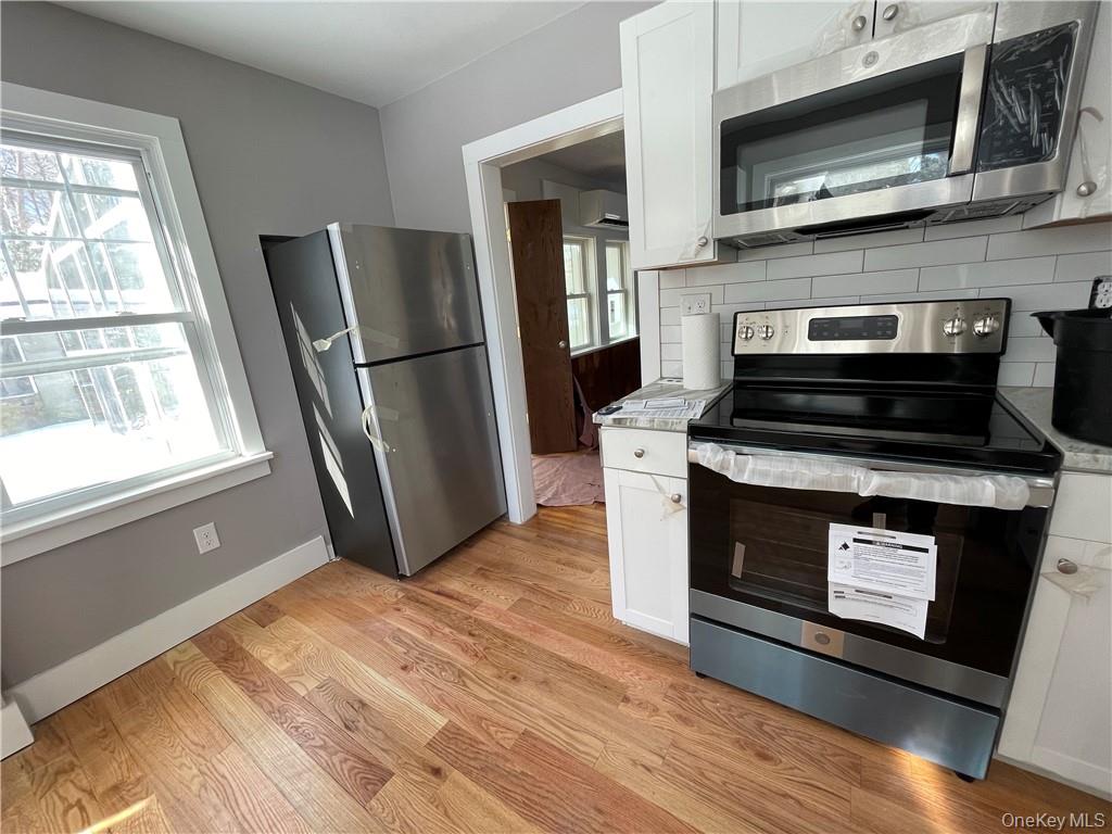 Fully renovated - like new single family home on quiet street.  Clean,...