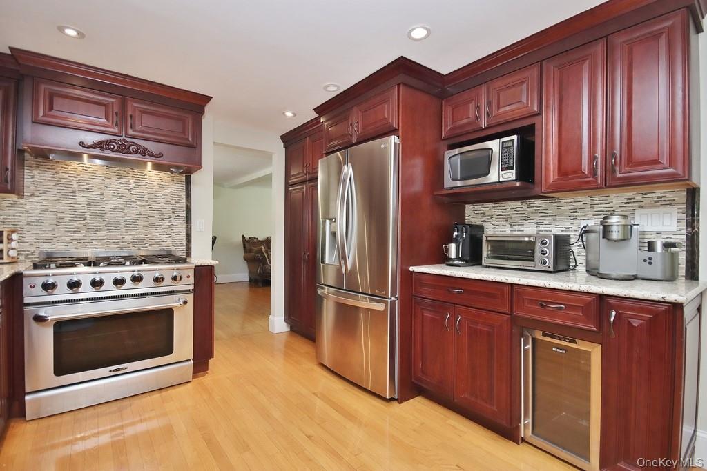 Photo 4 of this property