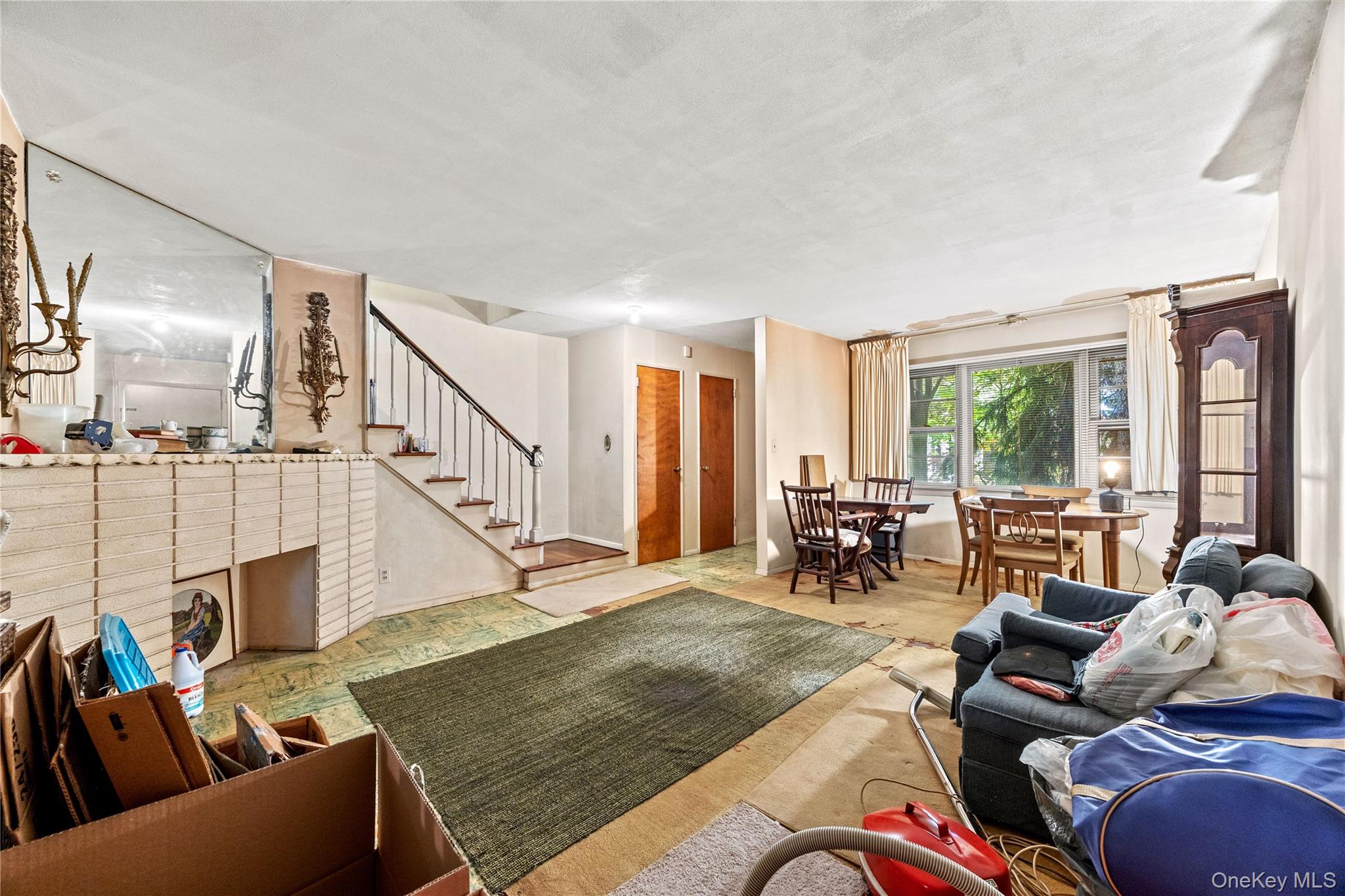 Photo 3 of this property