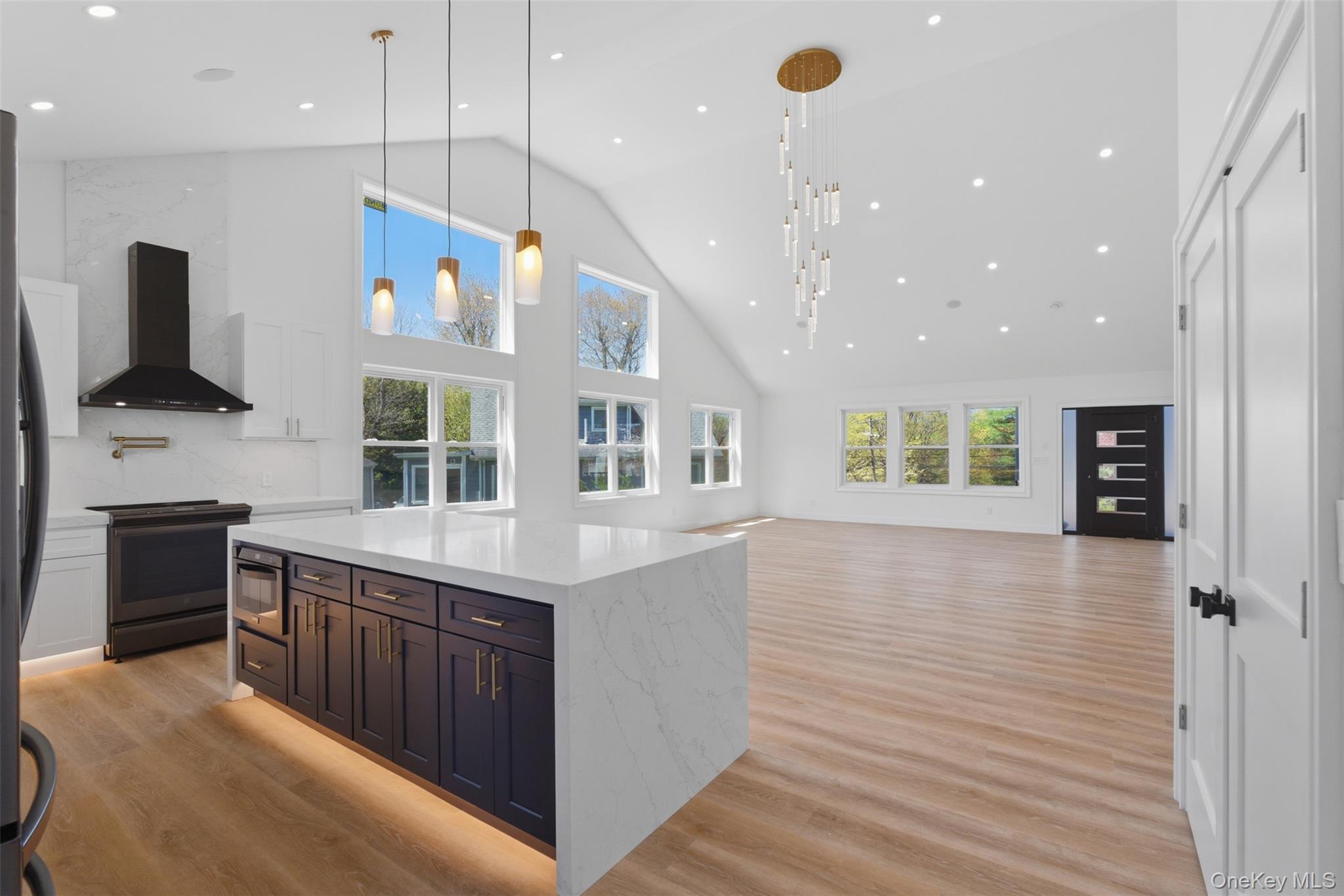 Photo 9 of this property
