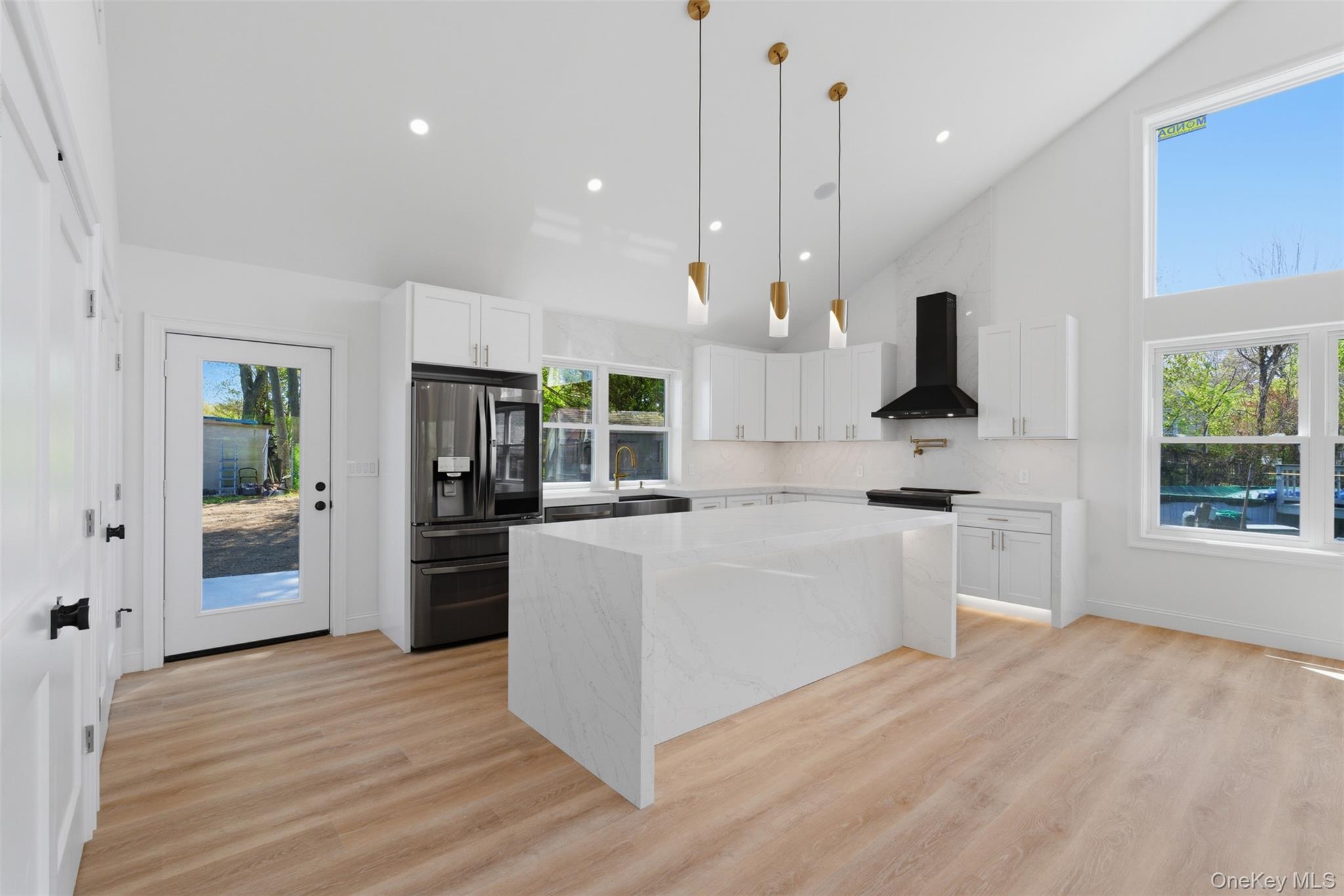 Photo 7 of this property