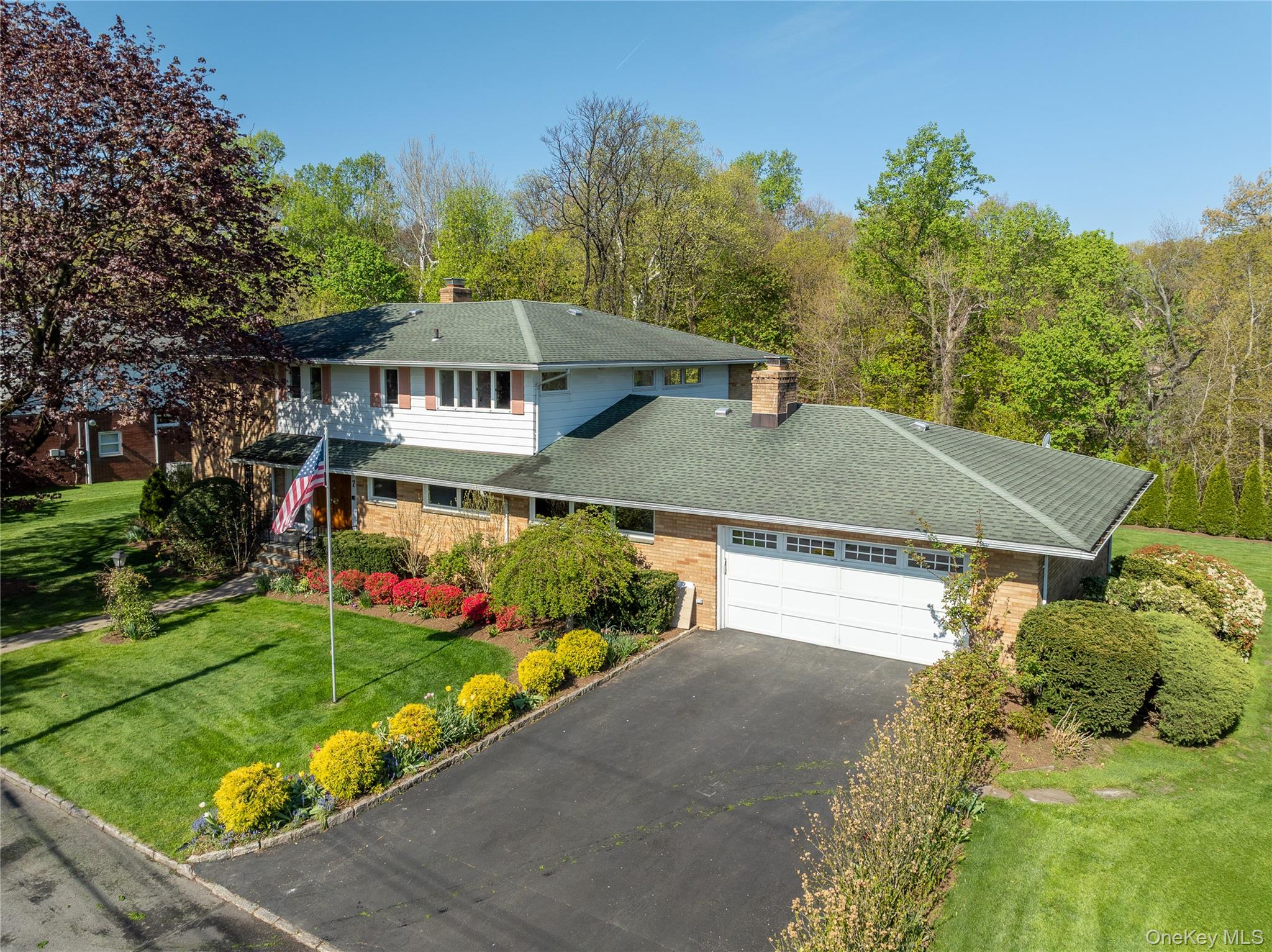 Estate Sale Opportunity in Bryn Mawr Knolls

Welcome to 7 Parkway East...