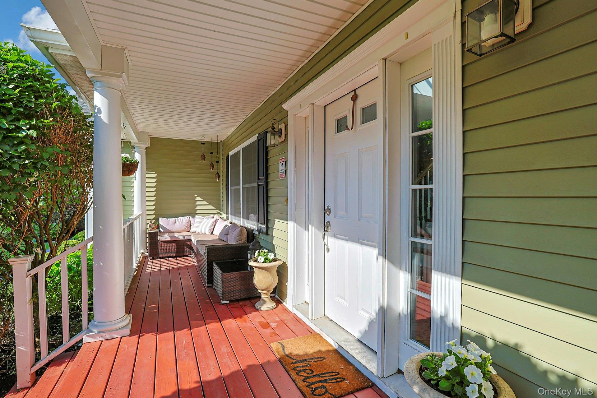 Photo 3 of this property