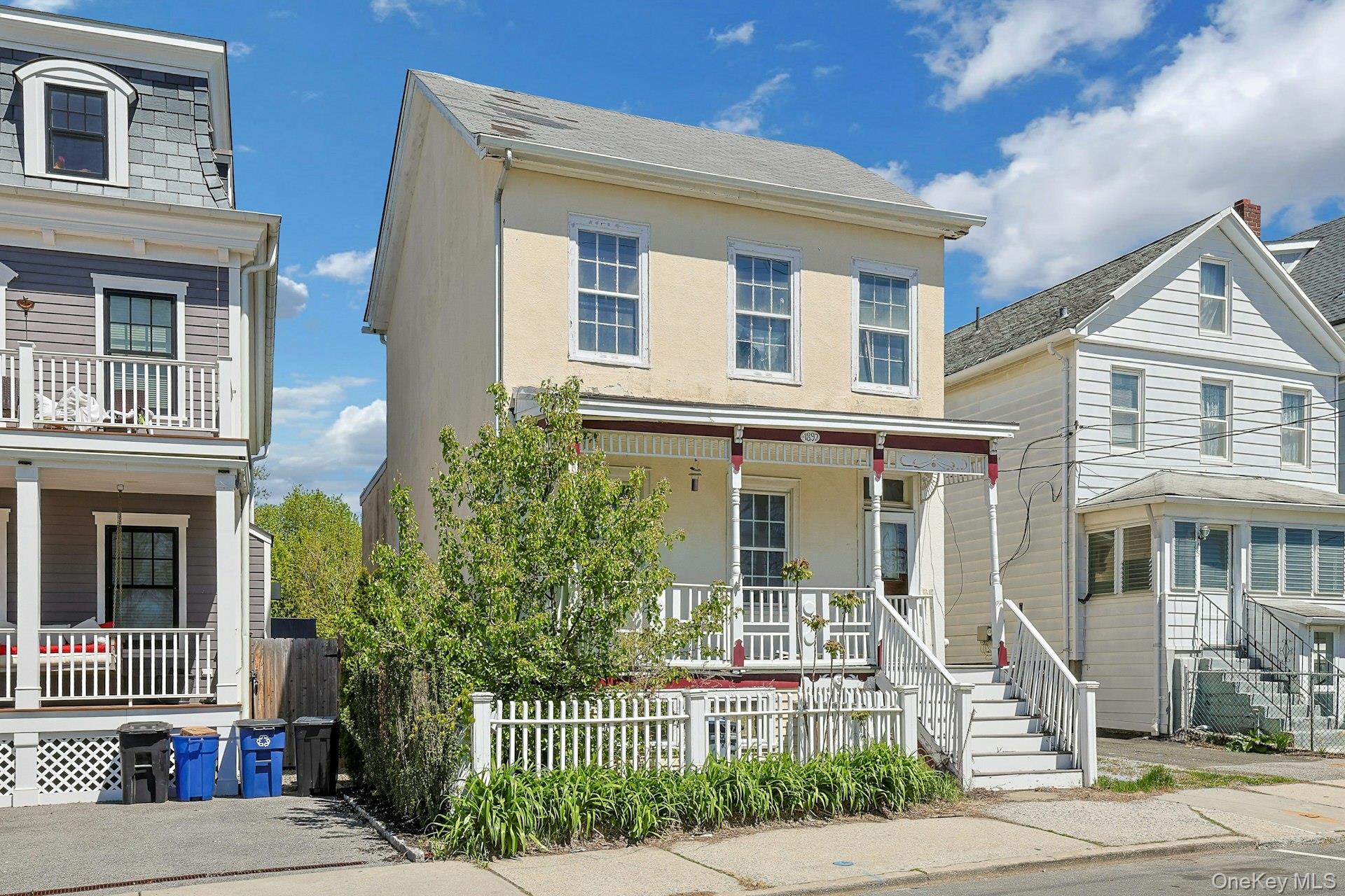 LOCATION IS EVERYTHING! Amazing opportunity just around the corner fro...
