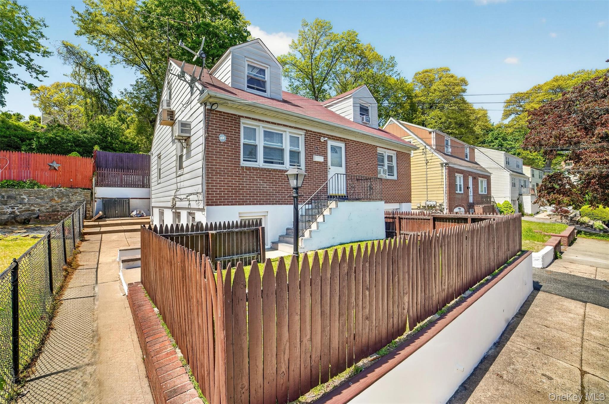 Welcome to this exceptionally maintained and beautifully updated legal...