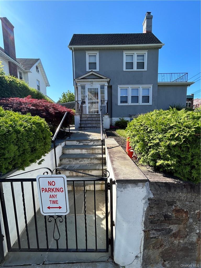 This updated four bedroom, two bath duplex apartment in New Rochelle o...