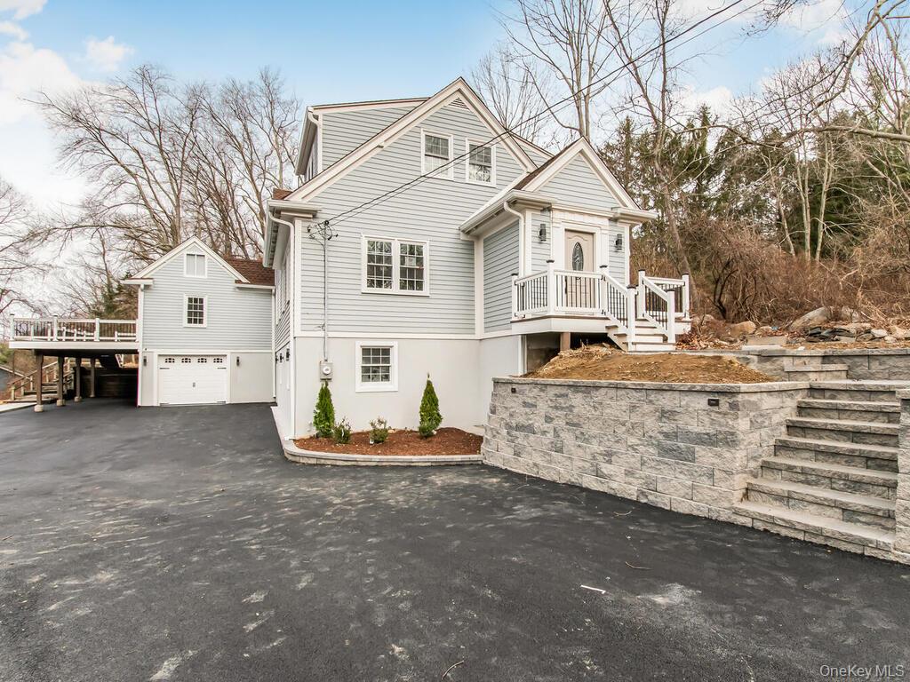 Newly renovated April of 2025. House featuring everything you could as...